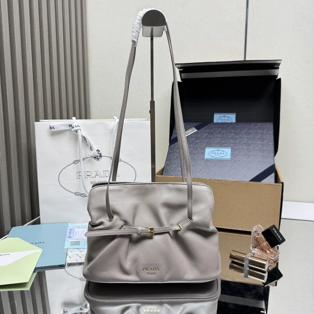 Классические Сумки Женские Bottega Veneta 11565730