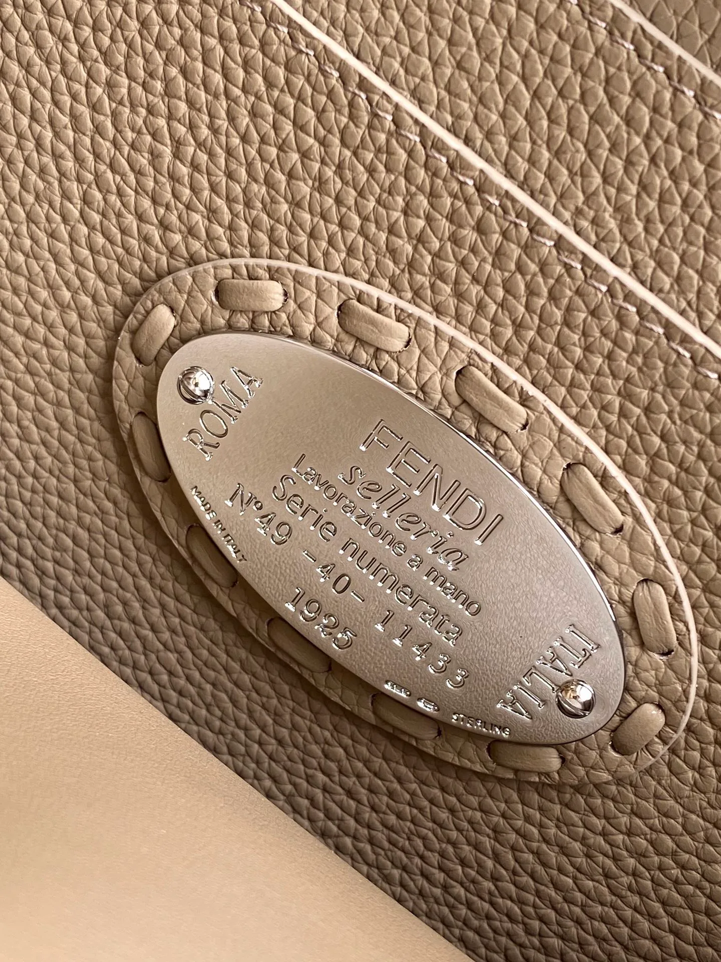 Классические Сумки Женские Fendi 11671440