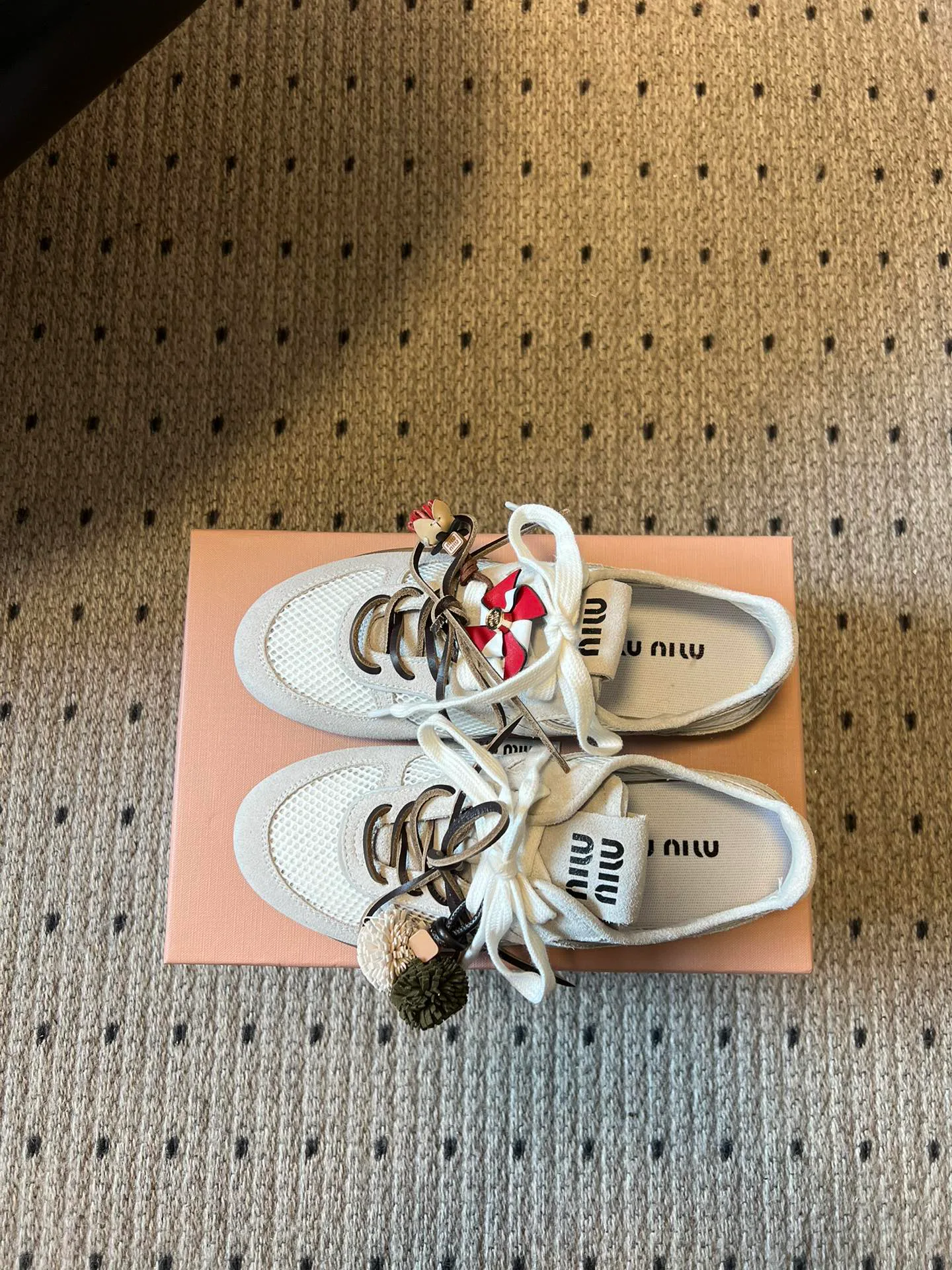 Кроссовки Женские Miu Miu 11579942