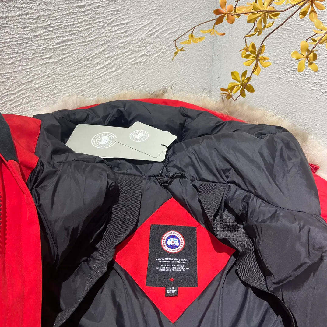 Куртки И Пуховики Женские Canada Goose 830230
