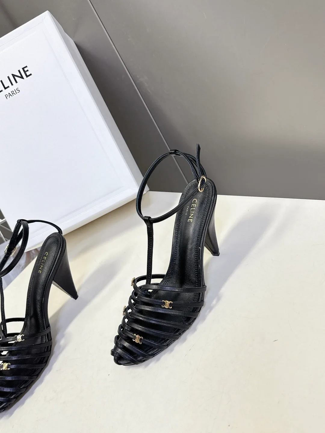 Босоножки Женские Celine 5556509