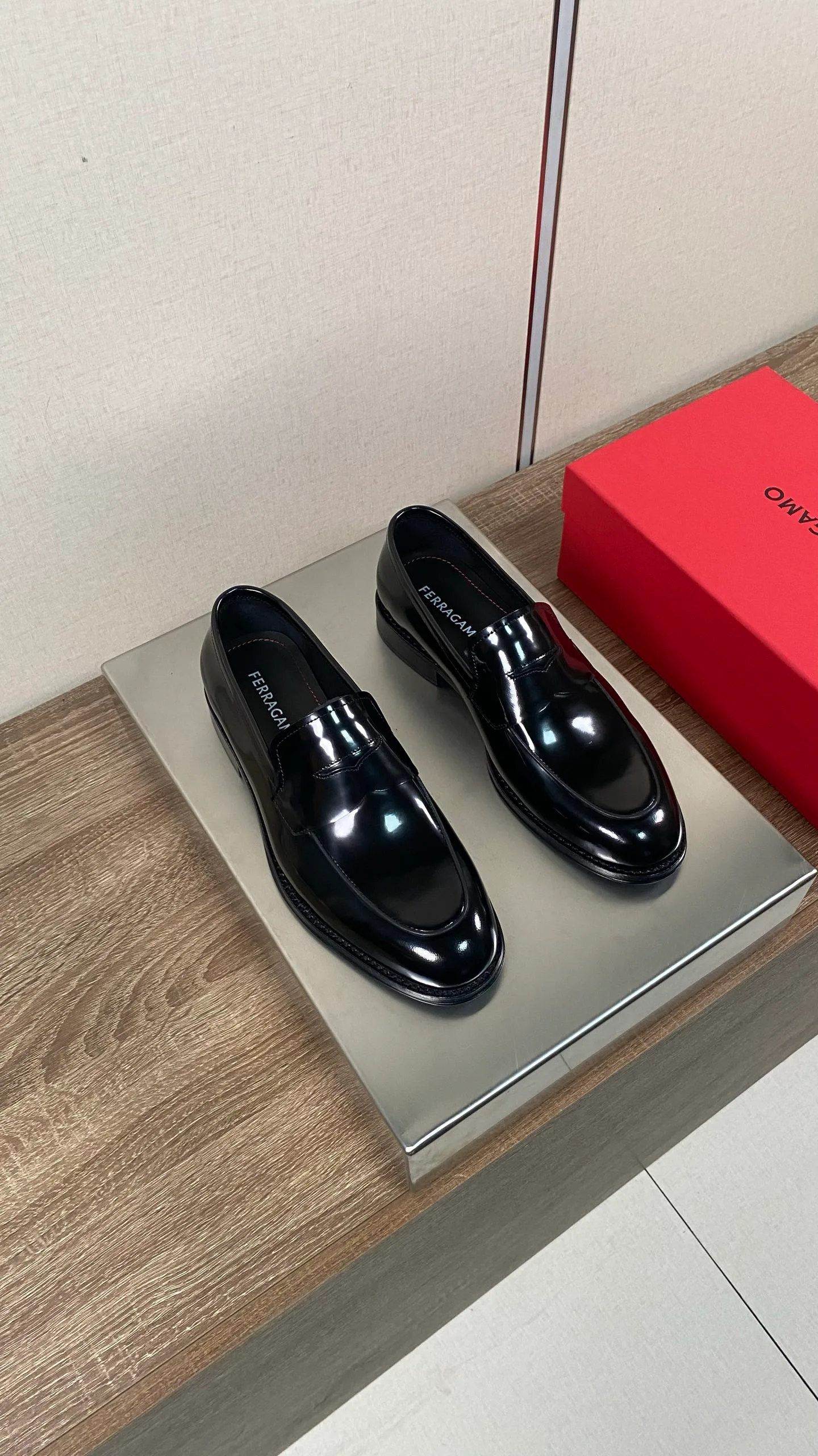Лоферы И Туфли Мужские Salvatore Ferragamo 18078700