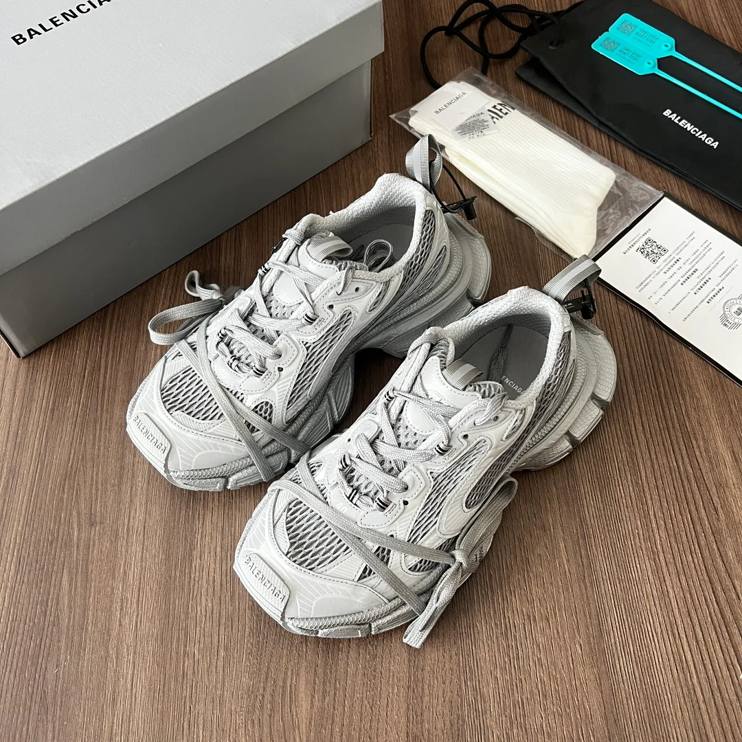 Кроссовки Женские Balenciaga 32189