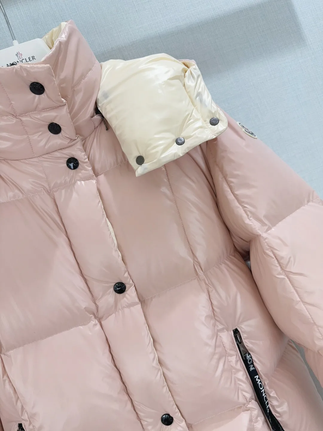 Куртки И Пуховики Женские Moncler 19162186