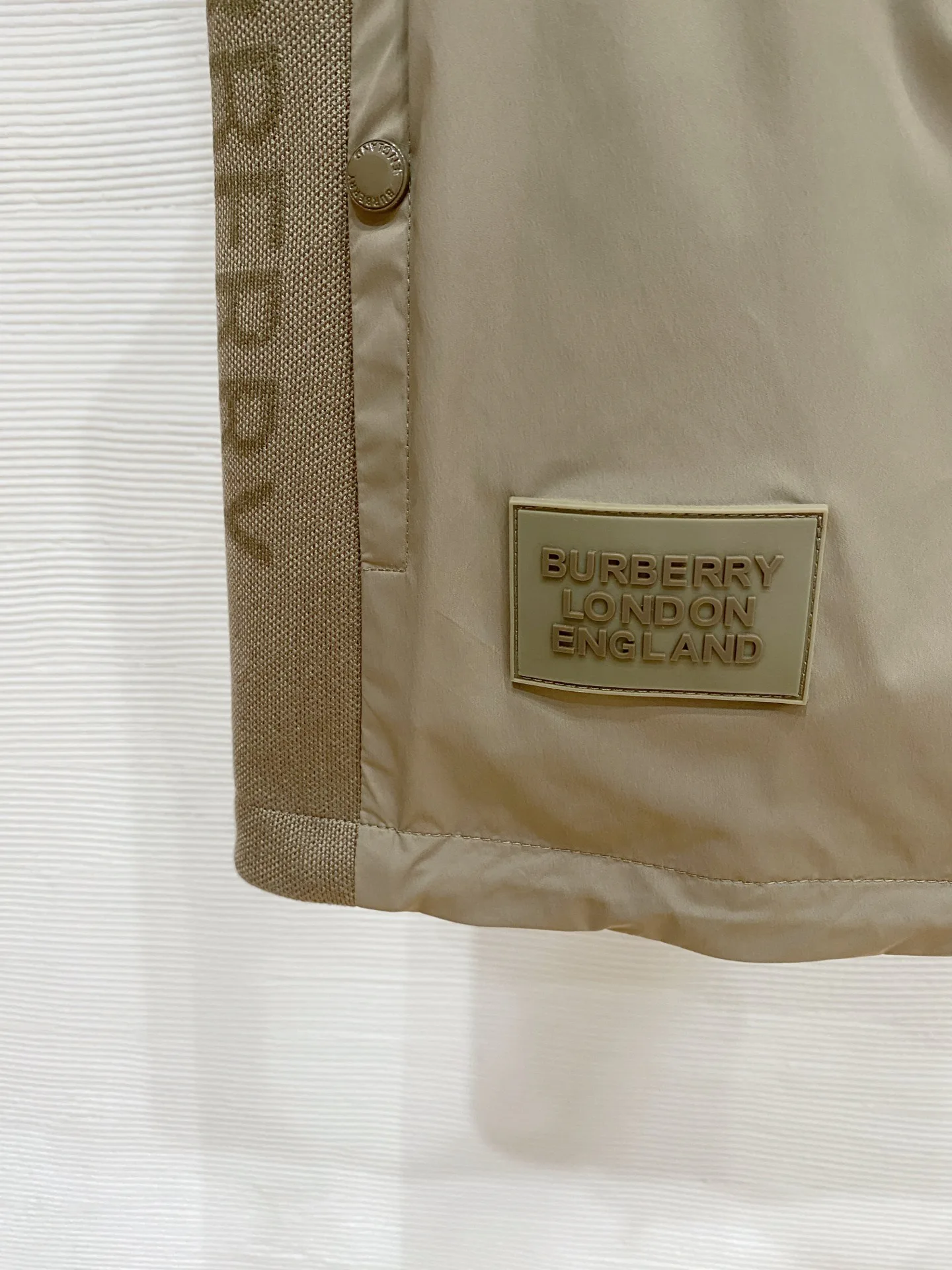 Жилеты Женские Burberry 10708572