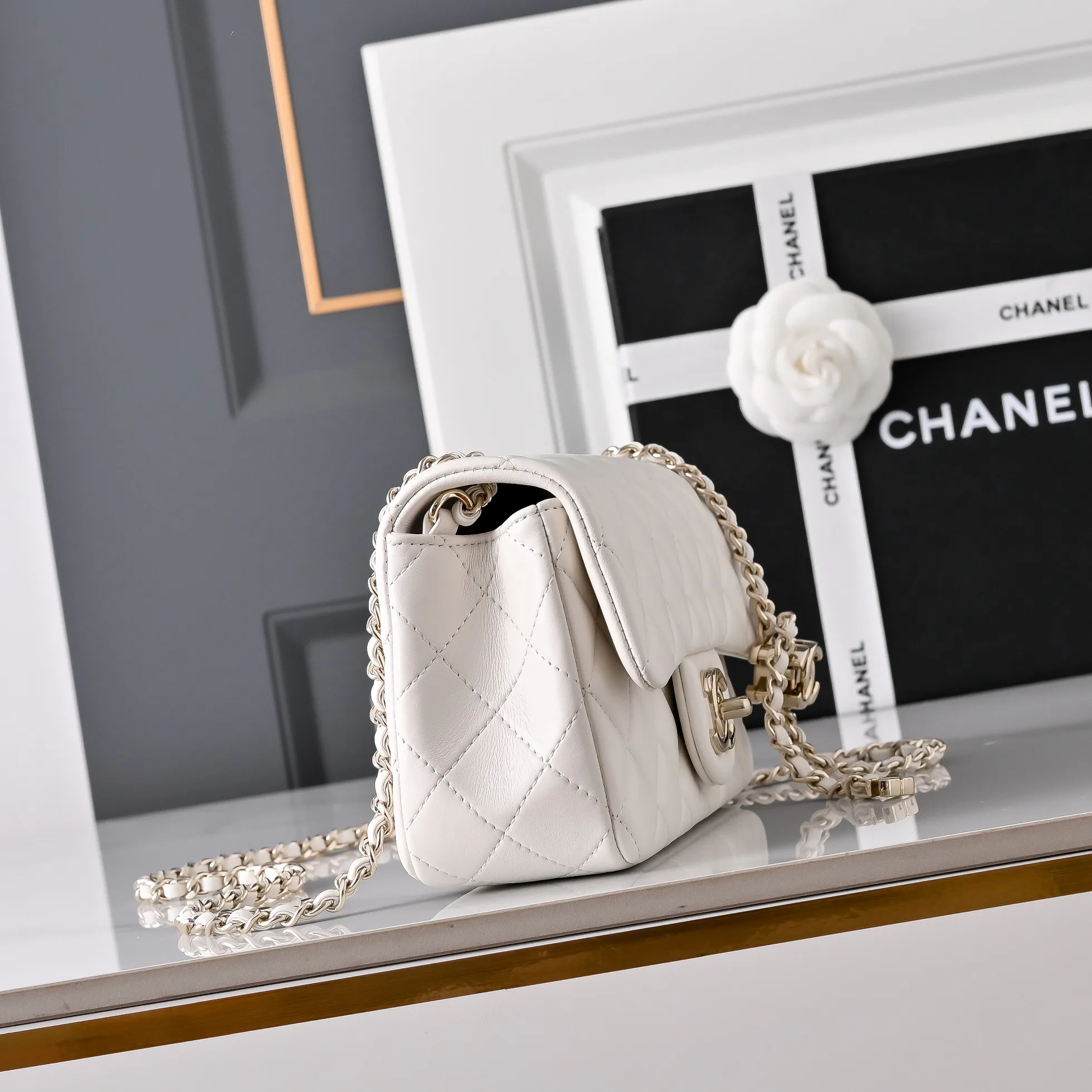 Классические Сумки Женские Chanel 18148078