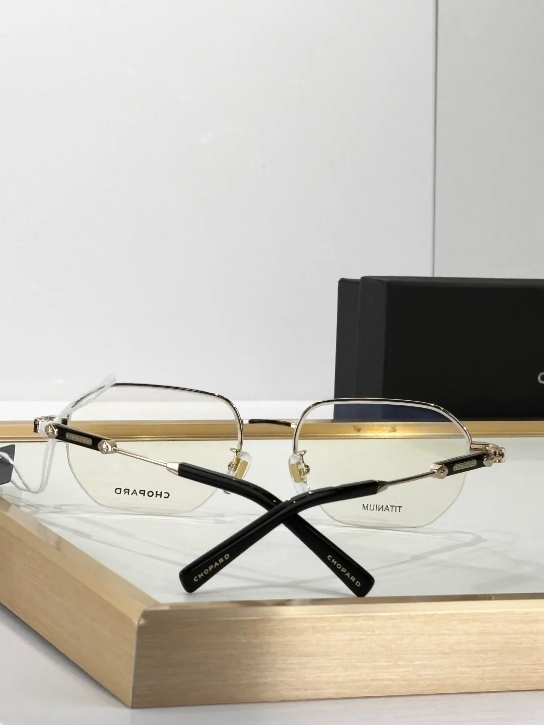 Очки Chopard 81660