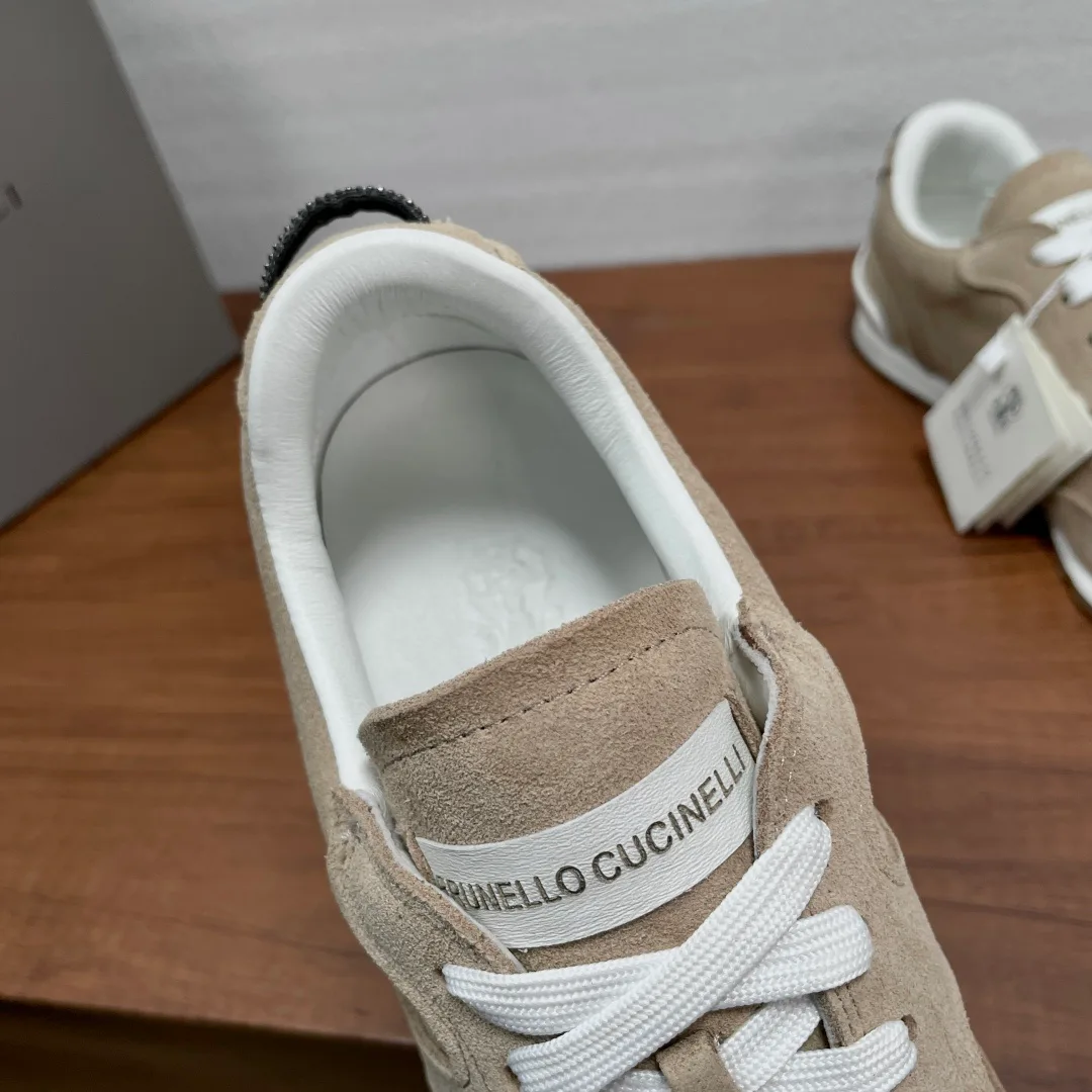 Кроссовки Женские Brunello Cucinelli 18296829