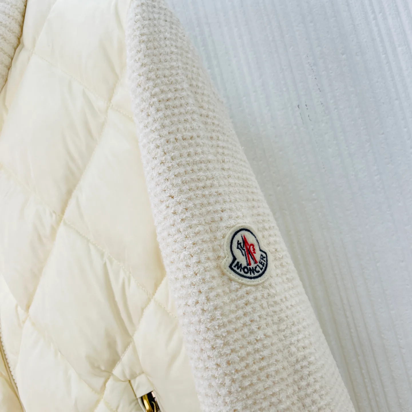 Куртки И Пуховики Женские Moncler 19111919