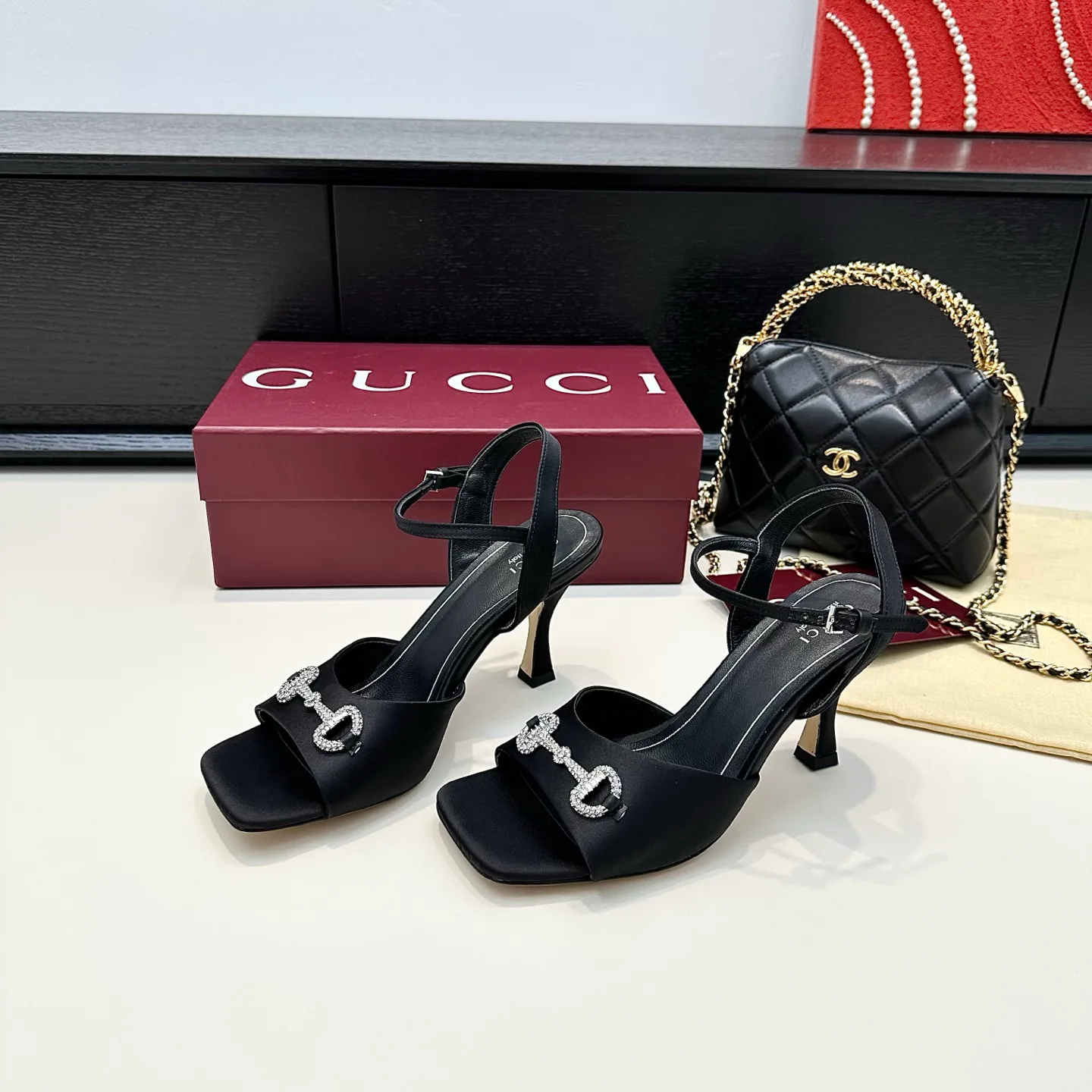 Босоножки Женские Gucci 17614705