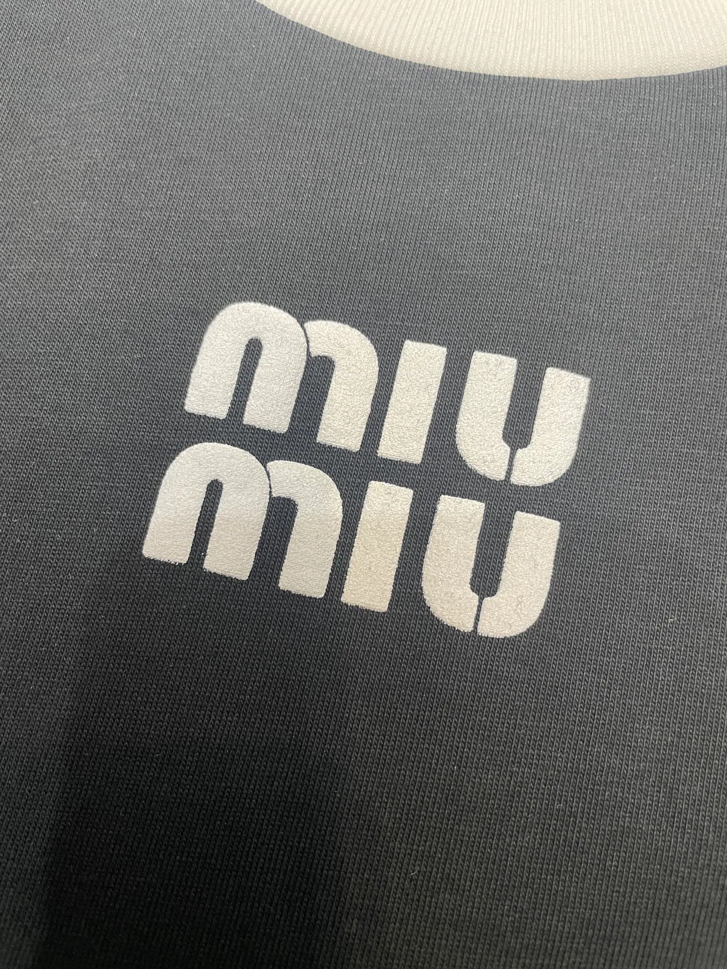 Футболки Женские Miu Miu 23757