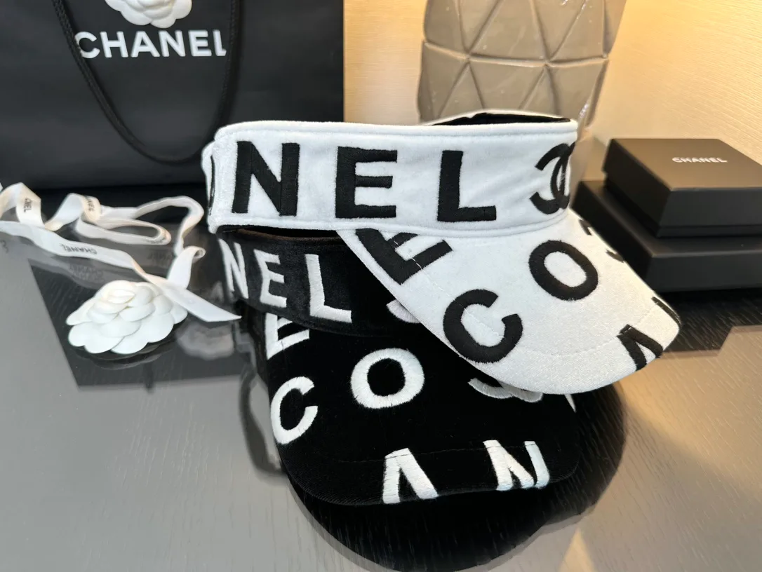 Головные Уборы Chanel 10056443