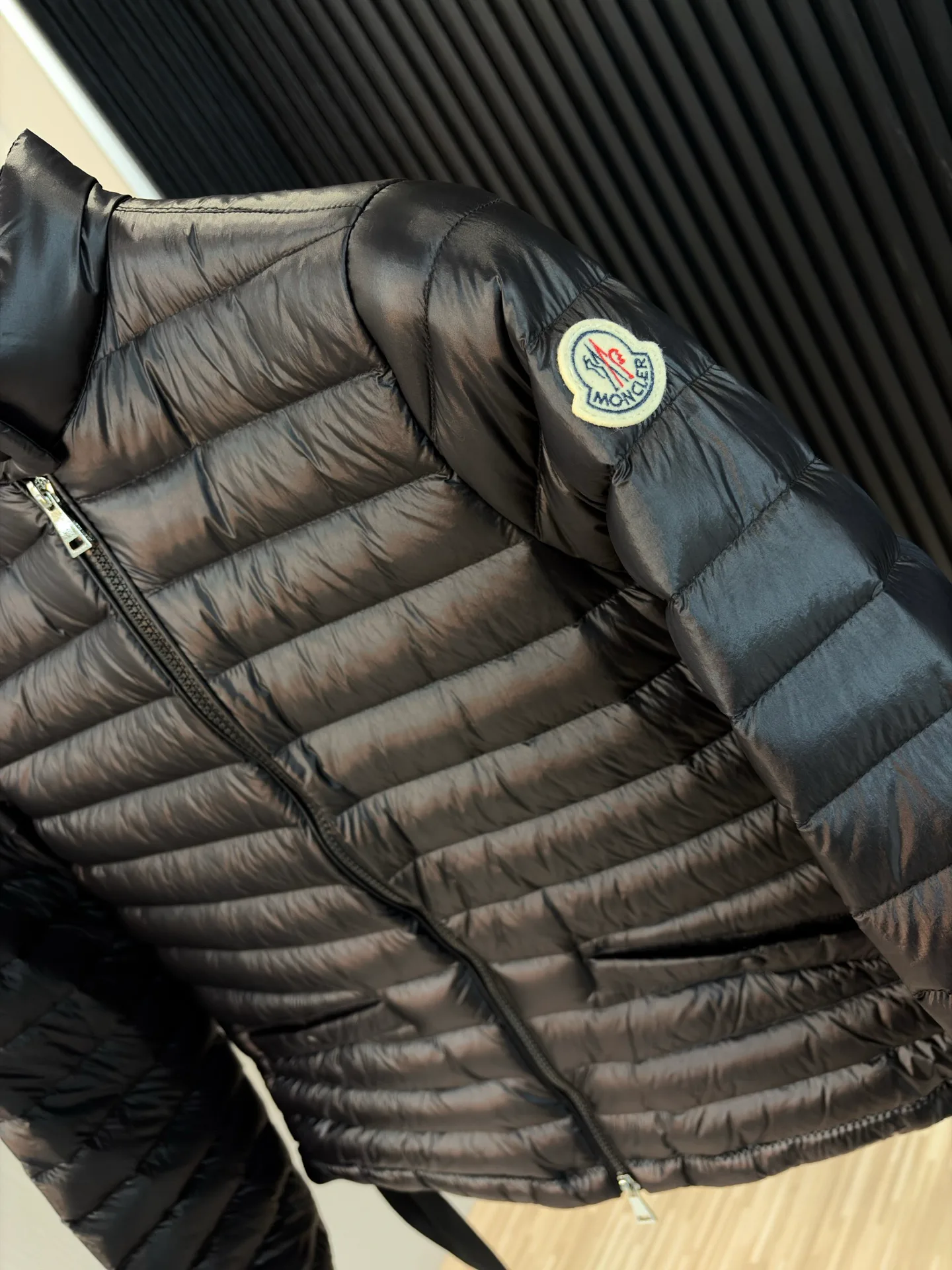 Куртки И Пуховики Мужские Moncler 17908036