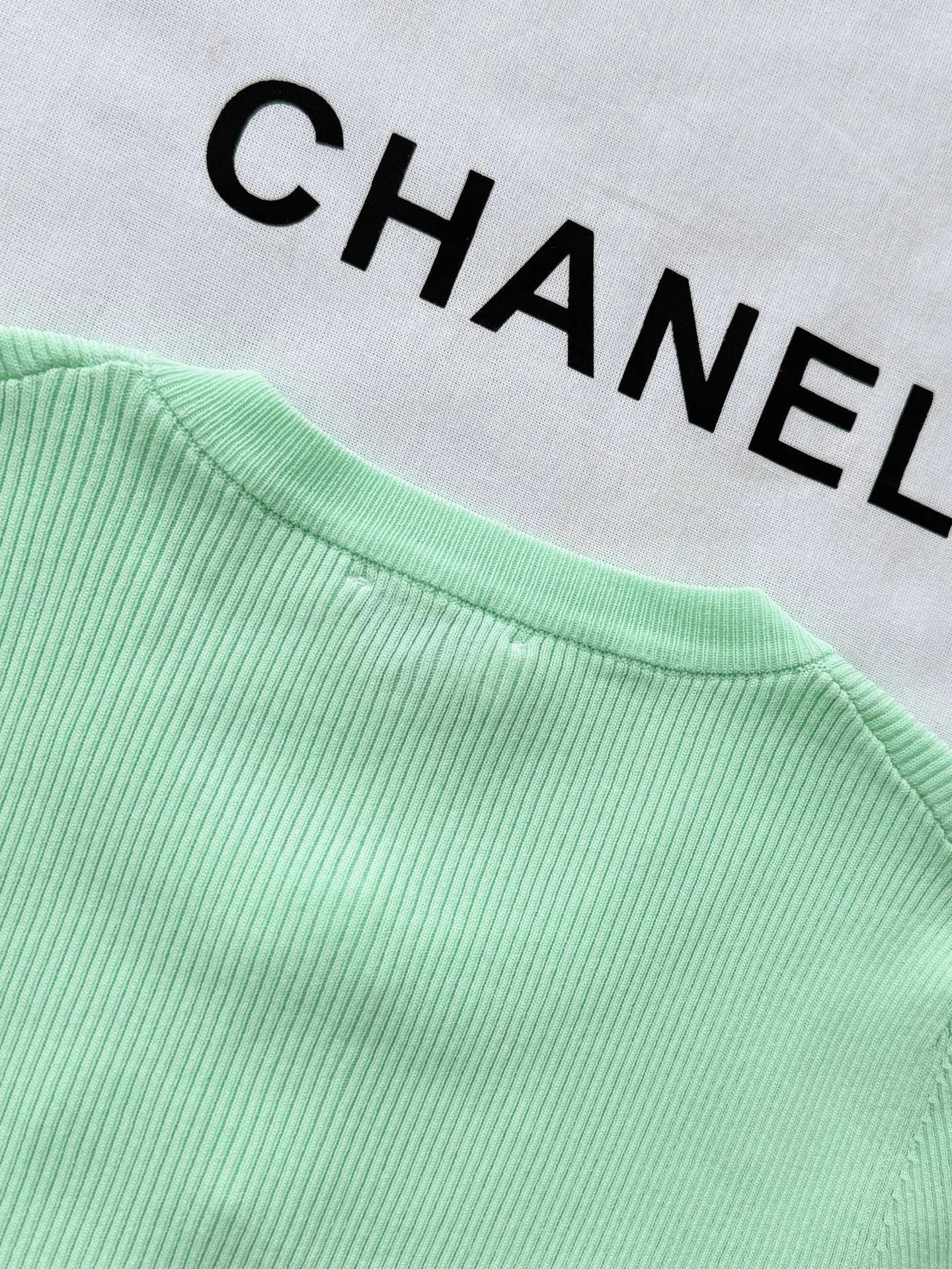 Джемперы И Свитеры Женские Chanel 16888544