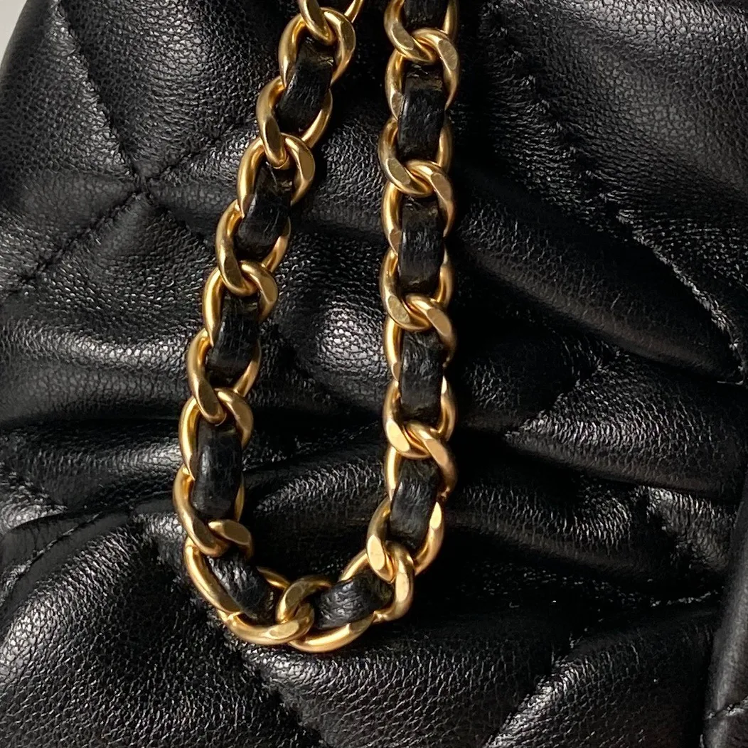 Классические Сумки Женские Chanel 18207773
