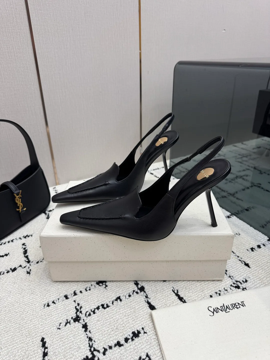 Туфли Женские Saint Laurent 18237760