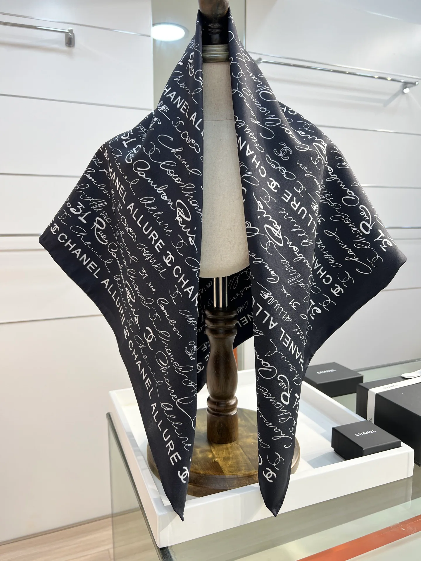 Платки Chanel 11503427