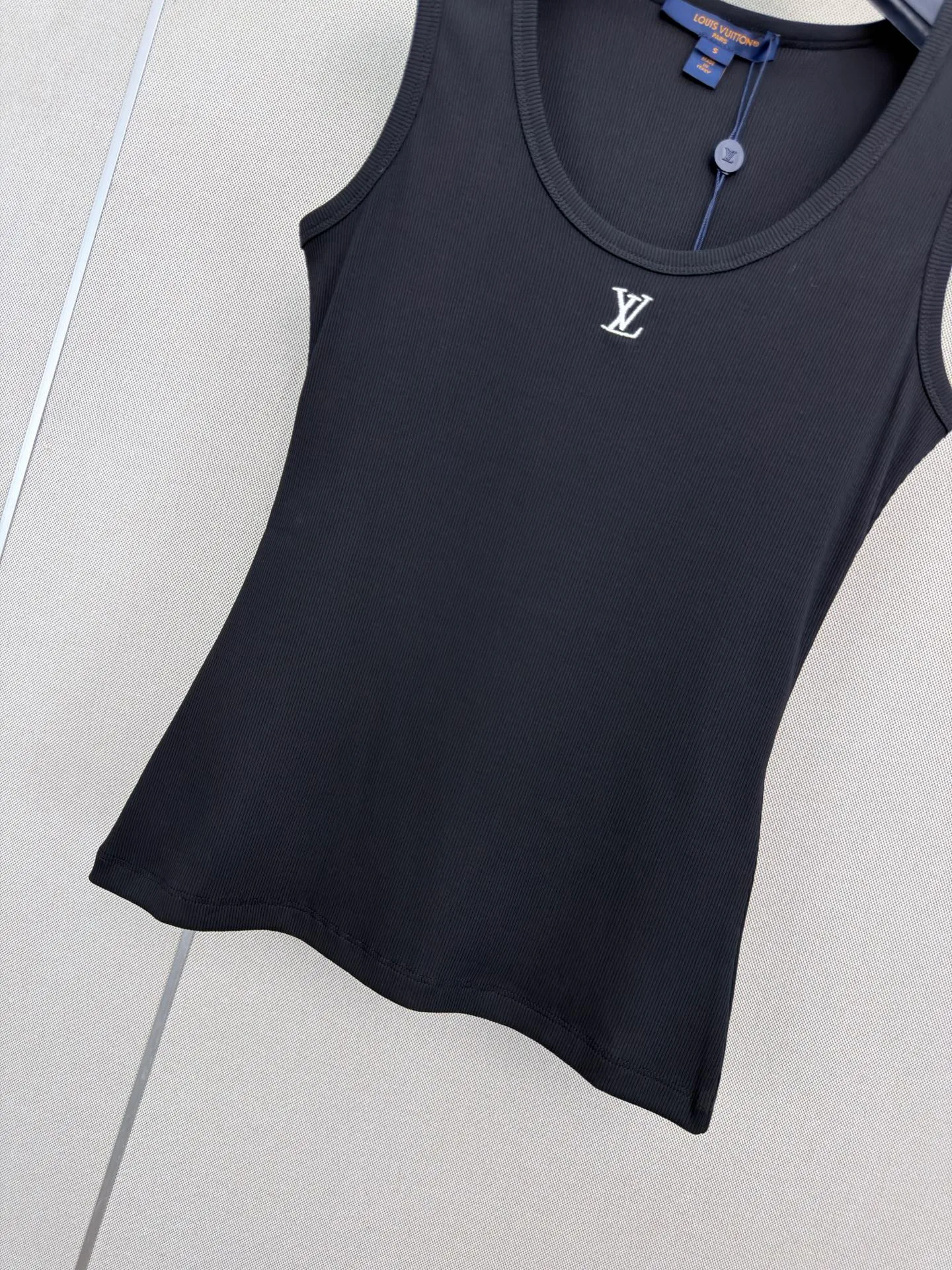 Топы Женские Louis Vuitton 14859687