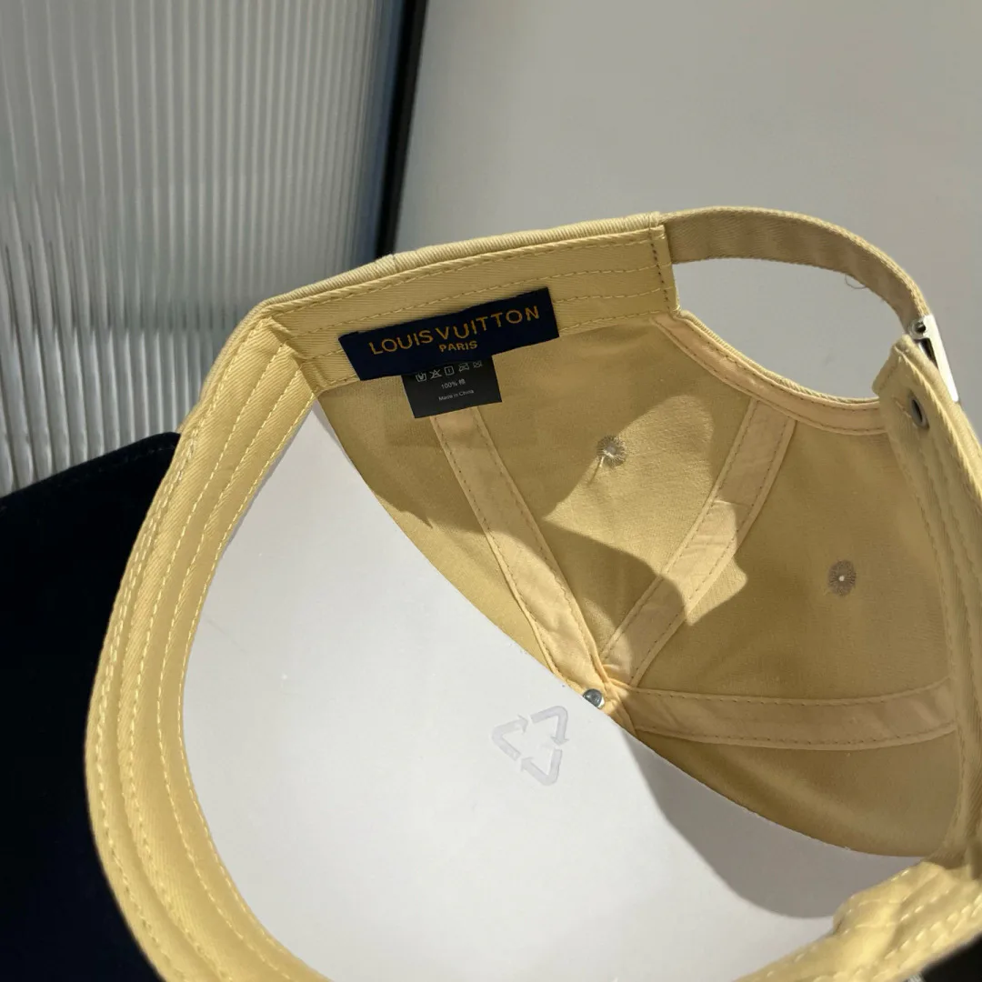 Головные Уборы Louis Vuitton 24927