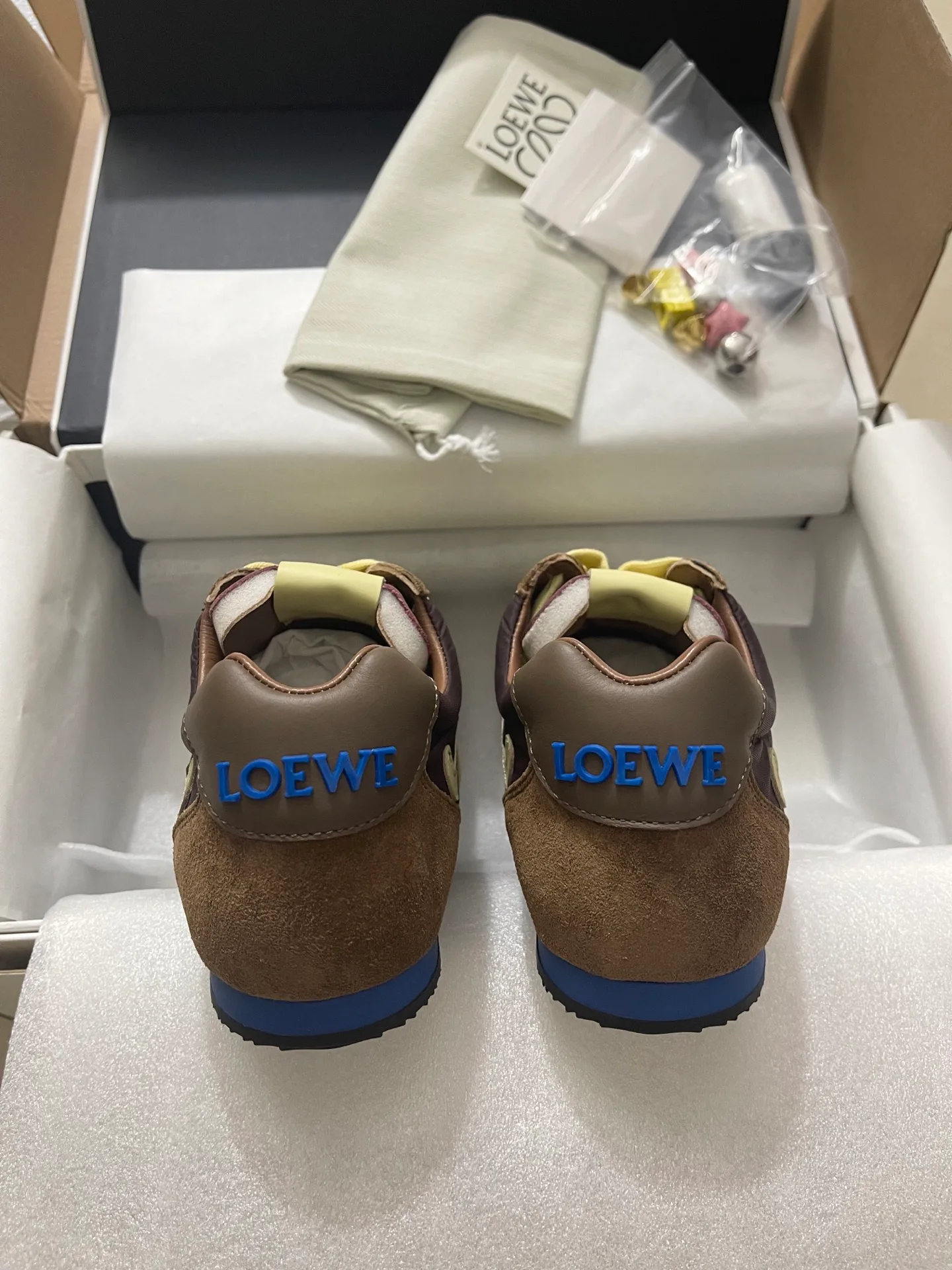 Кроссовки Женские Loewe 15321