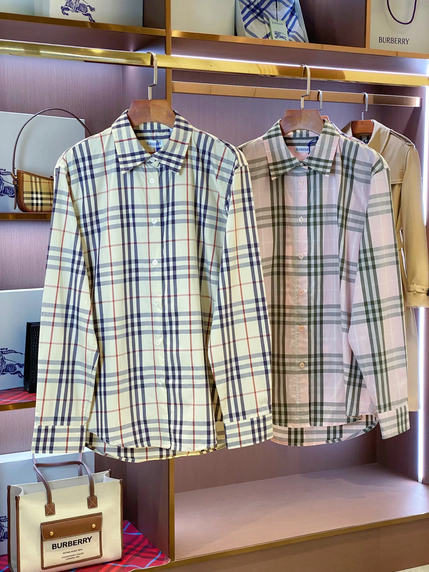 Рубашки Женские Burberry 17612919