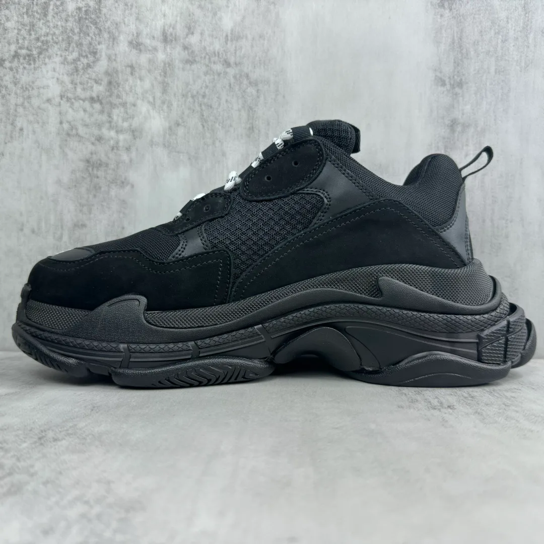 Кроссовки Женские Balenciaga 11216249