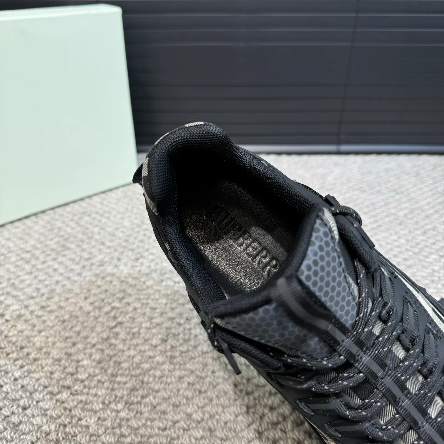 Кроссовки Мужские Burberry 23901