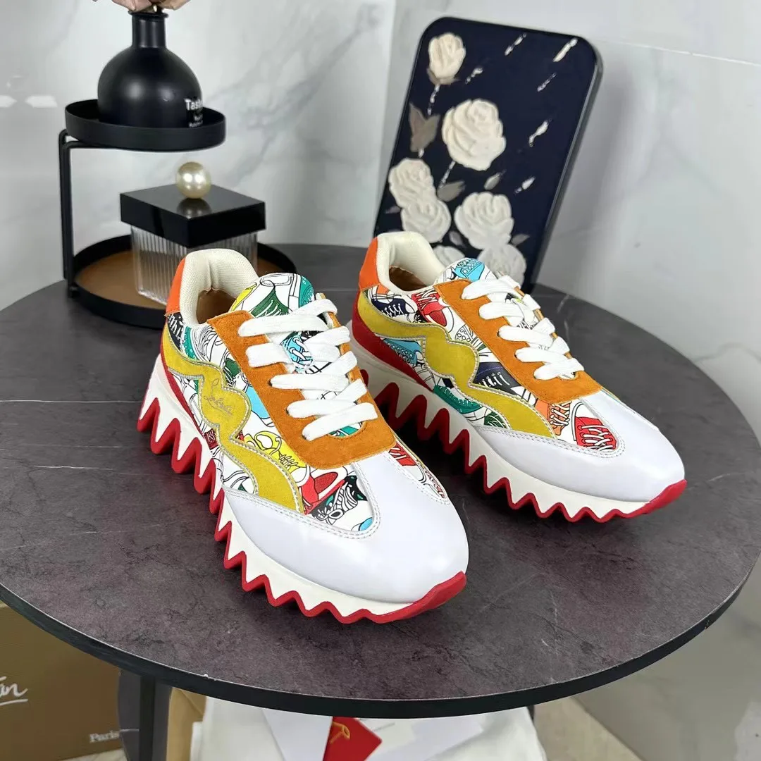 Кроссовки Женские Christian Louboutin 11072109