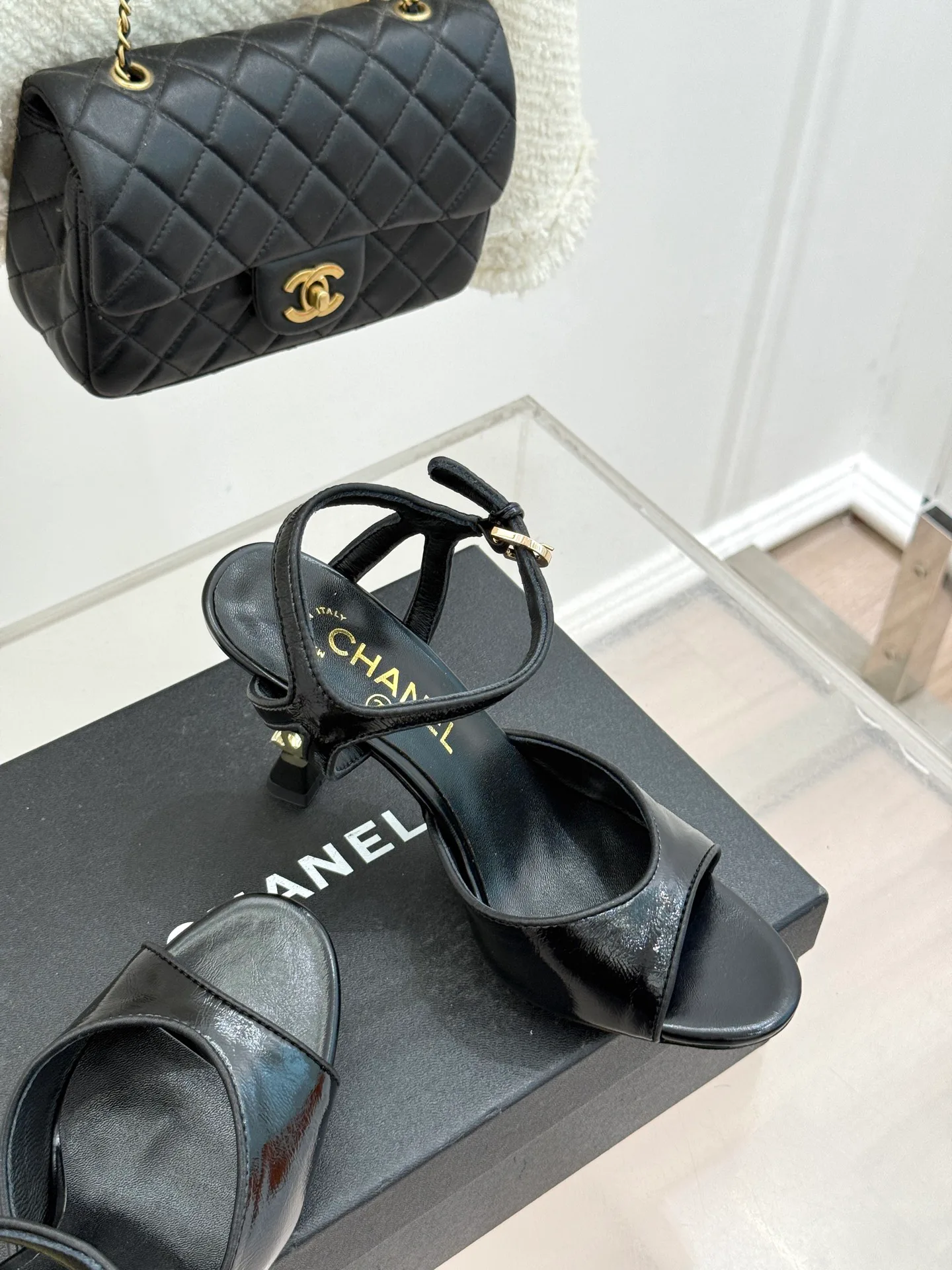 Босоножки Женские Chanel 11642188
