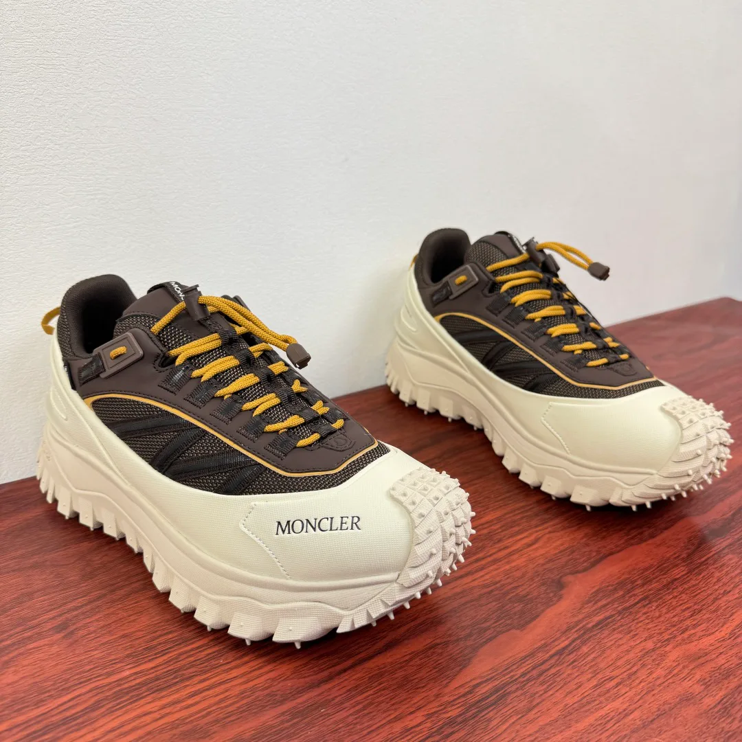 Кроссовки Женские Moncler 1142091