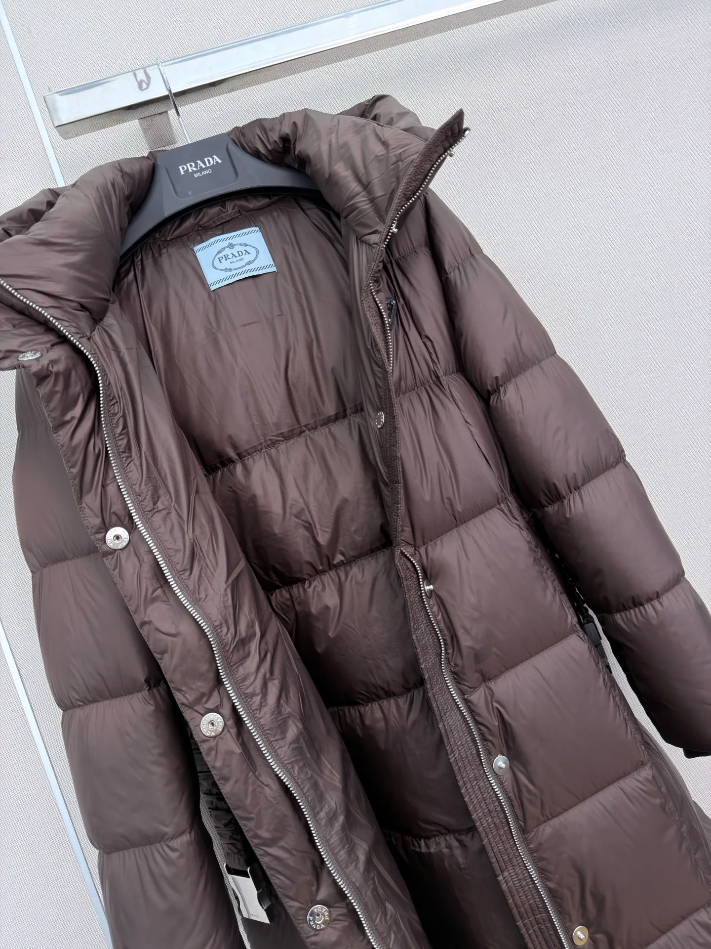 Куртки И Пуховики Женские Prada 18108887