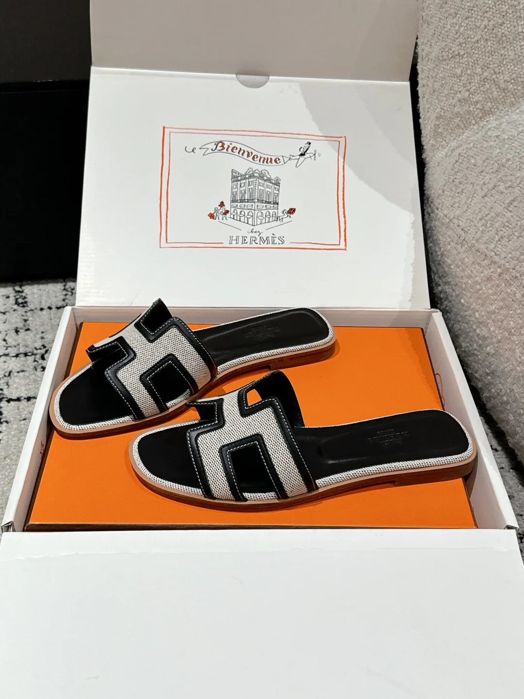 Шлепанцы Женские Hermes 814575