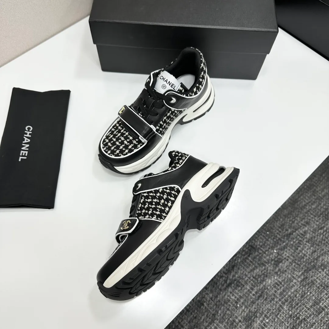Кроссовки Женские Chanel 11463034