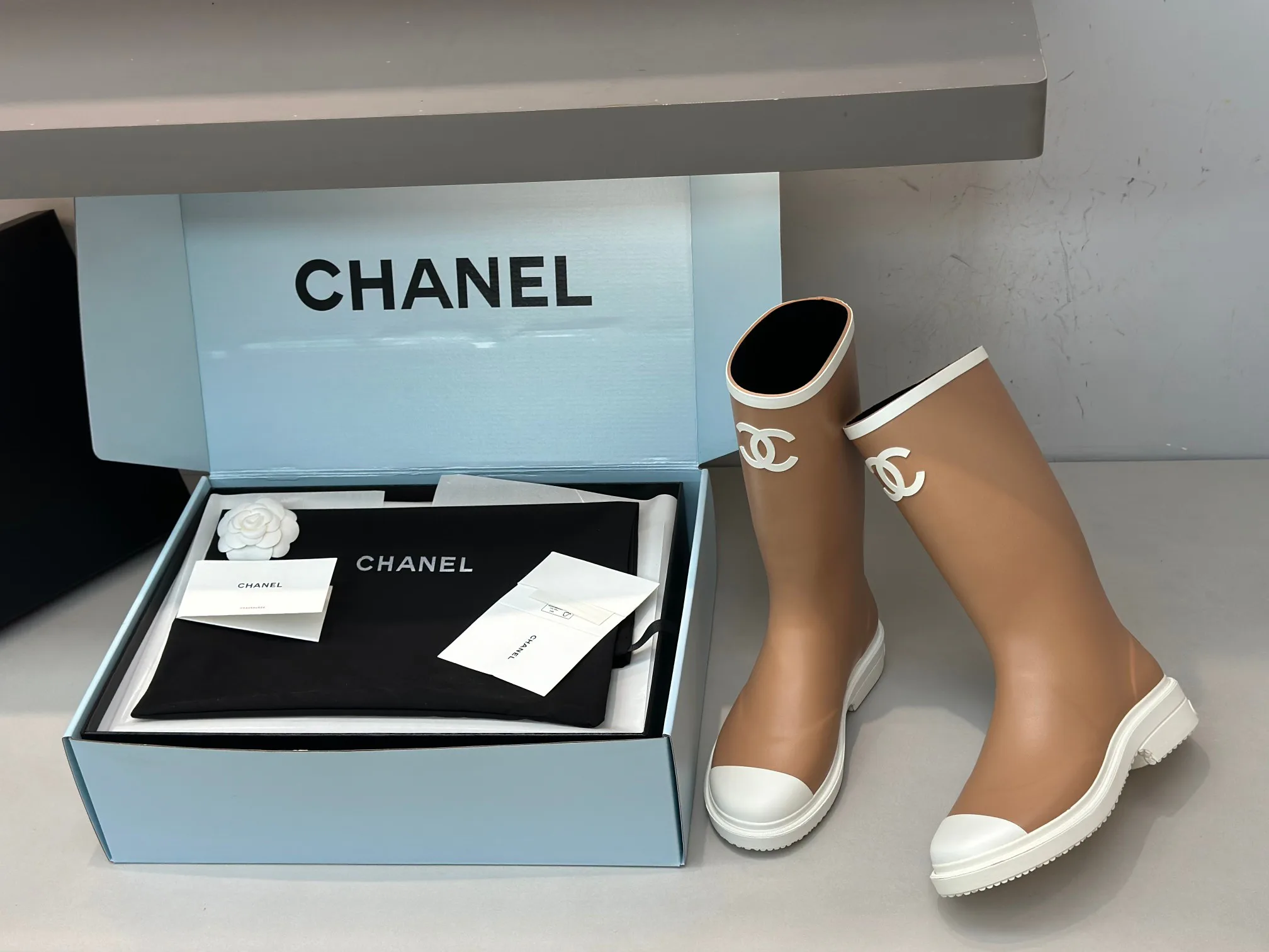 Сапоги Женские Chanel 18066471