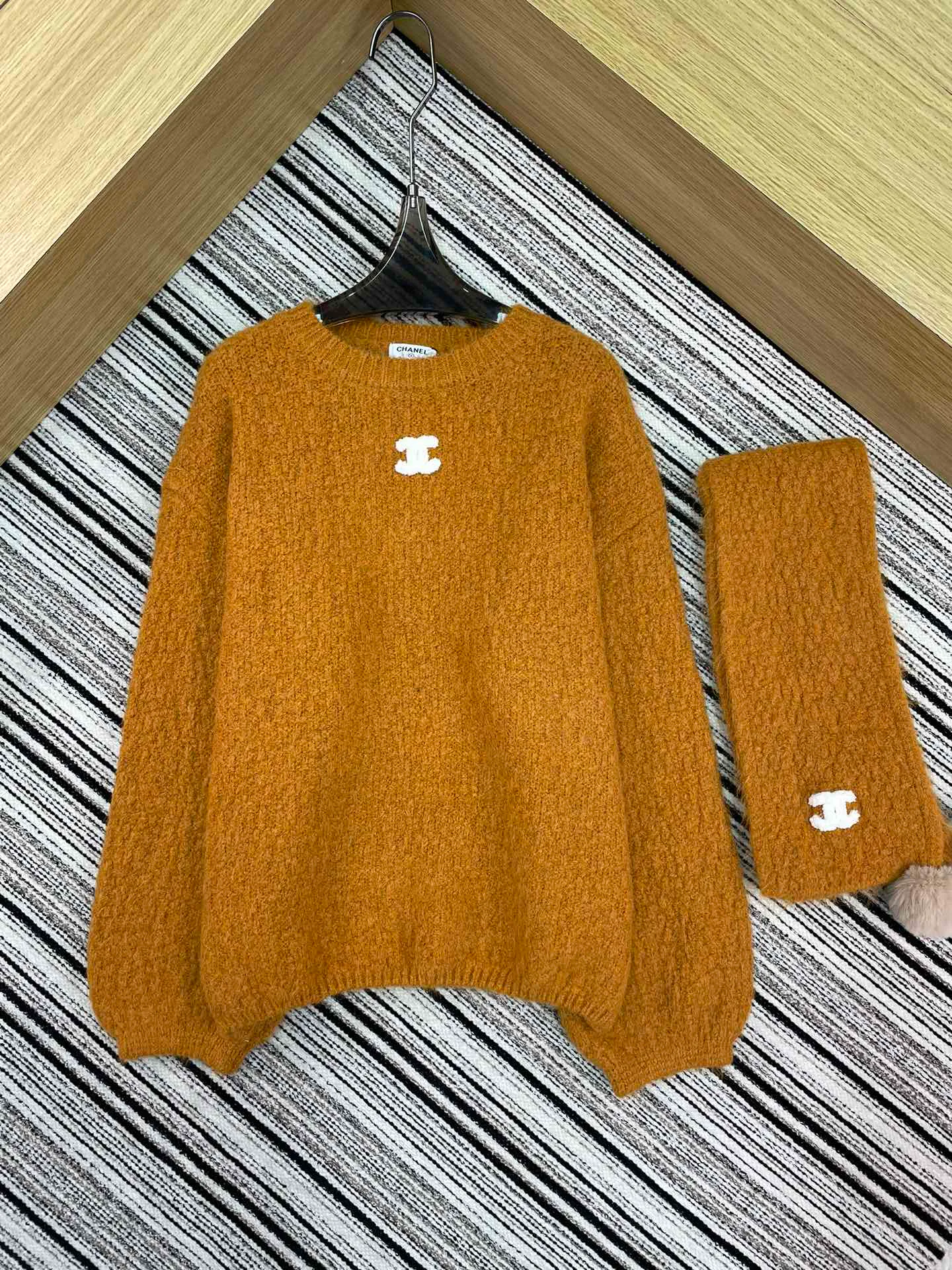 Джемперы И Свитеры Женские Chanel 1532994