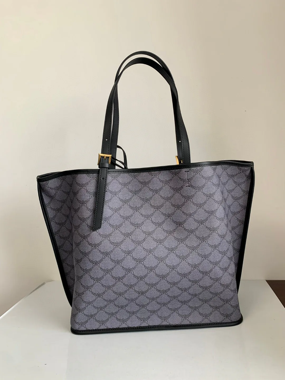 Классические Сумки Женские Mcm 9836275