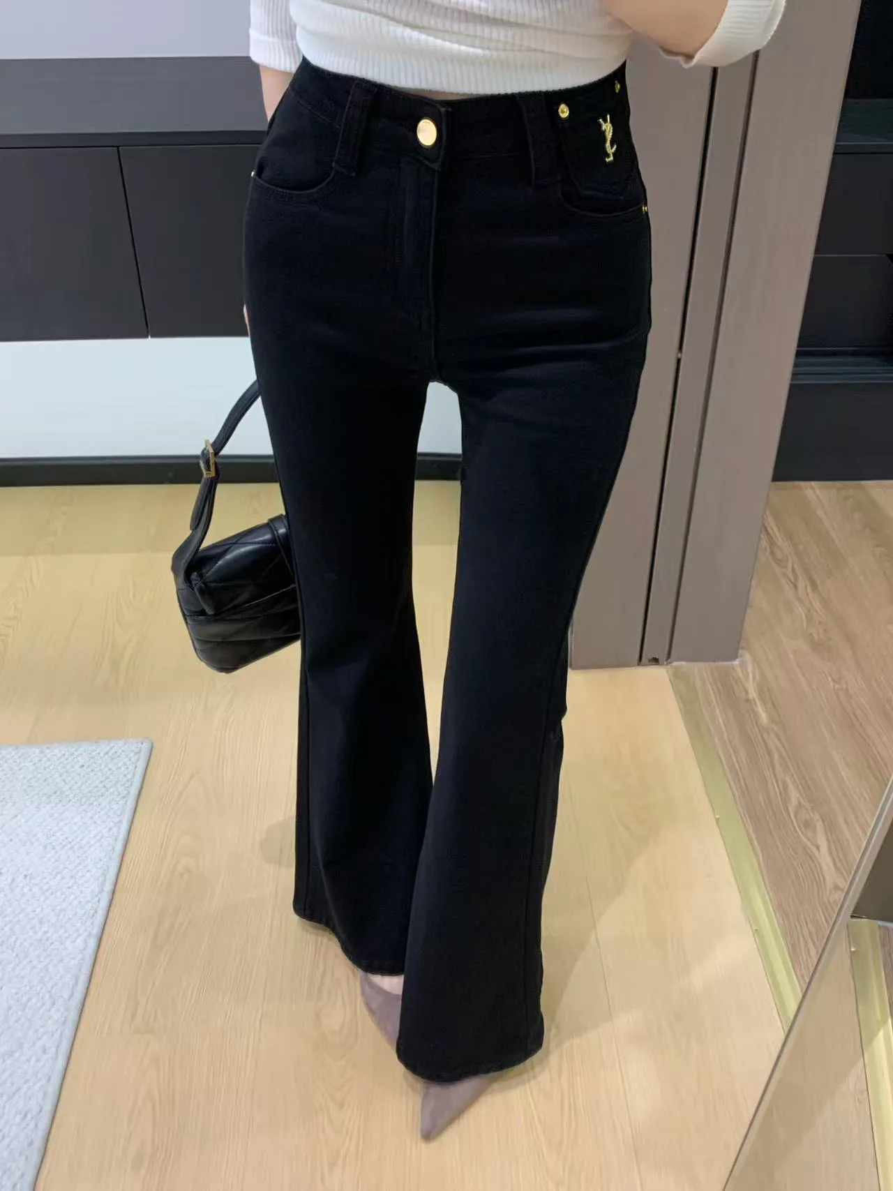 Джинсы Женские Saint Laurent 19588884