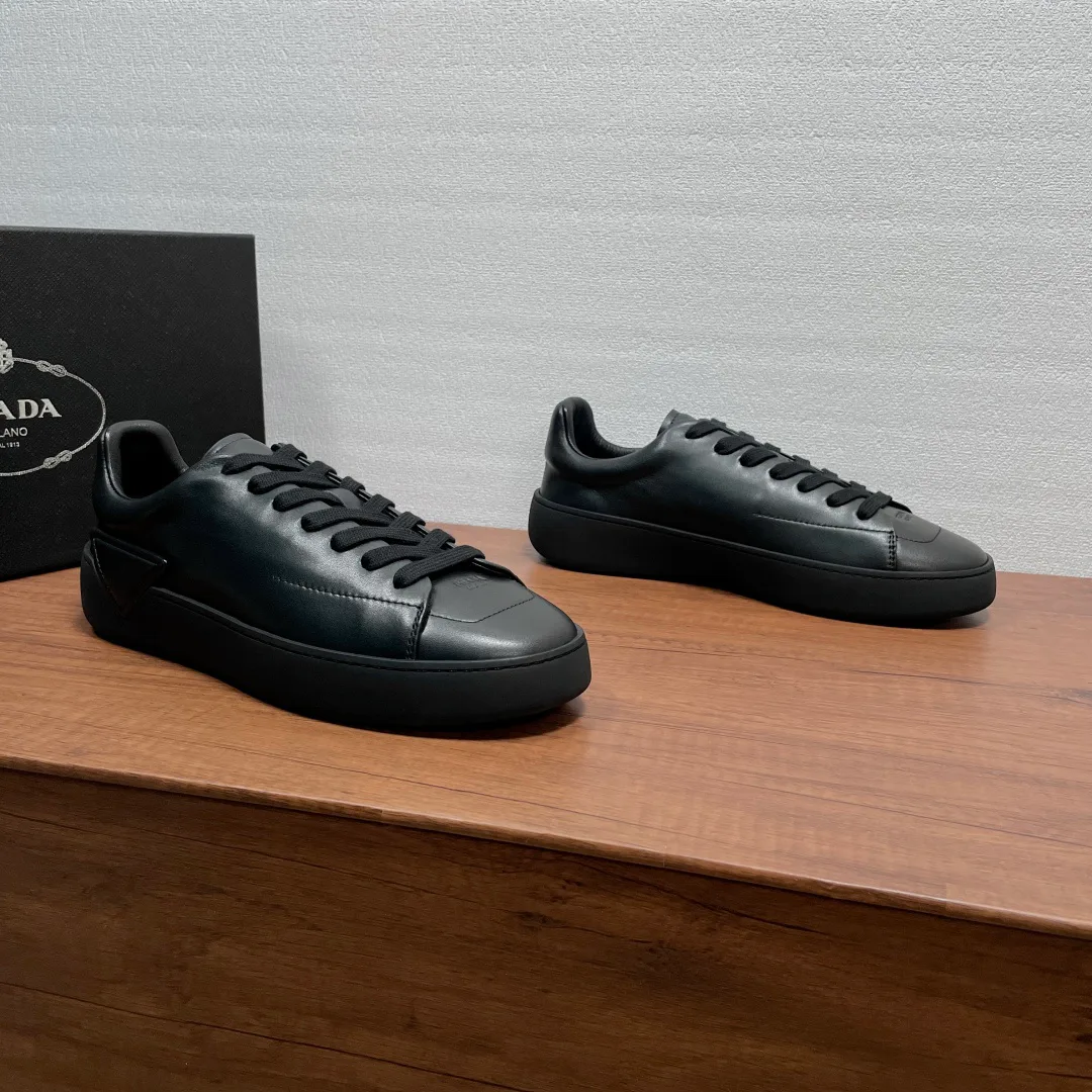 Кроссовки Мужские Prada 19555389