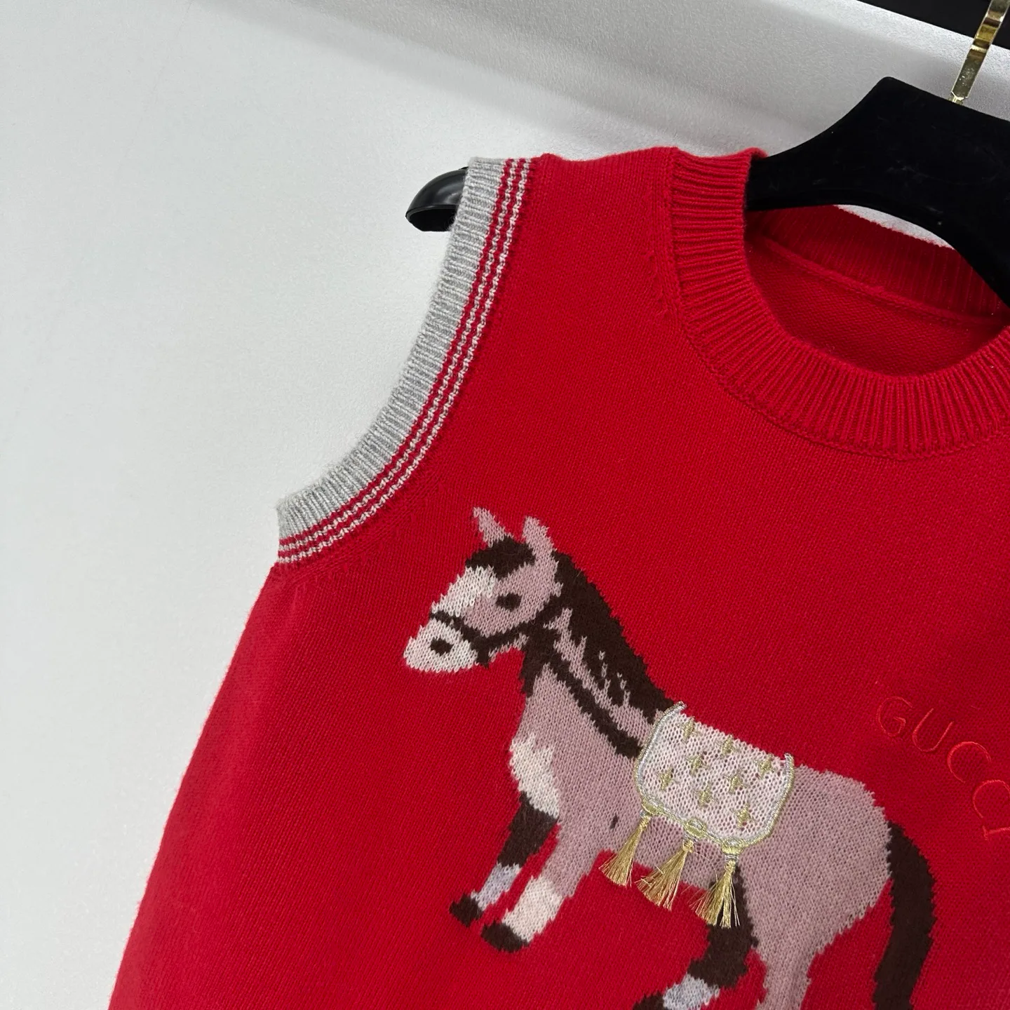 Жилеты Женские Gucci 1392277