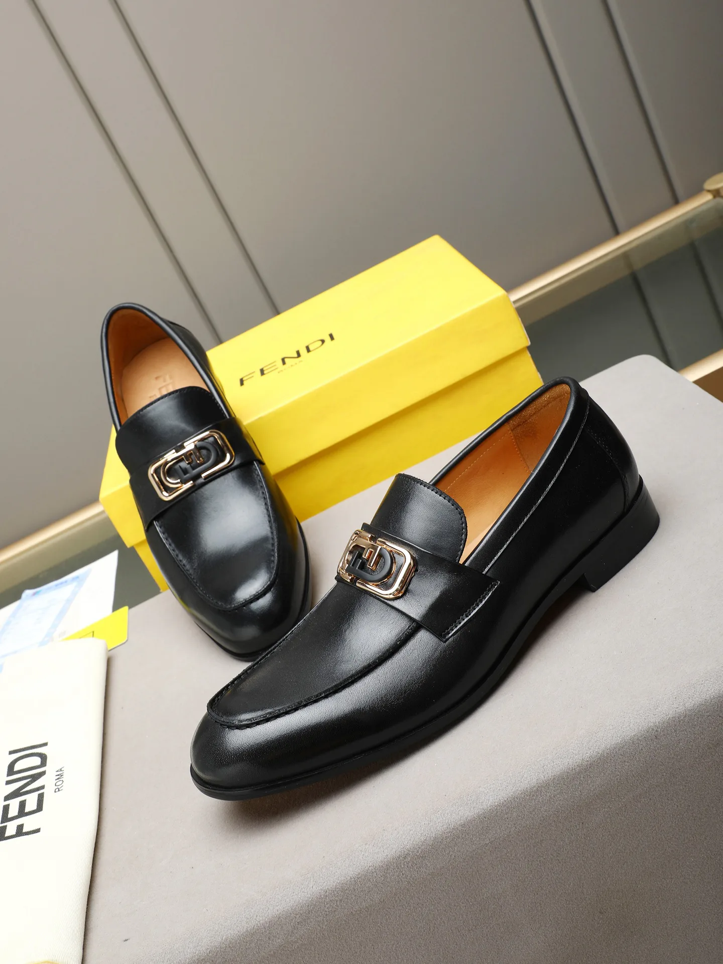 Лоферы И Туфли Мужские Fendi 19631191