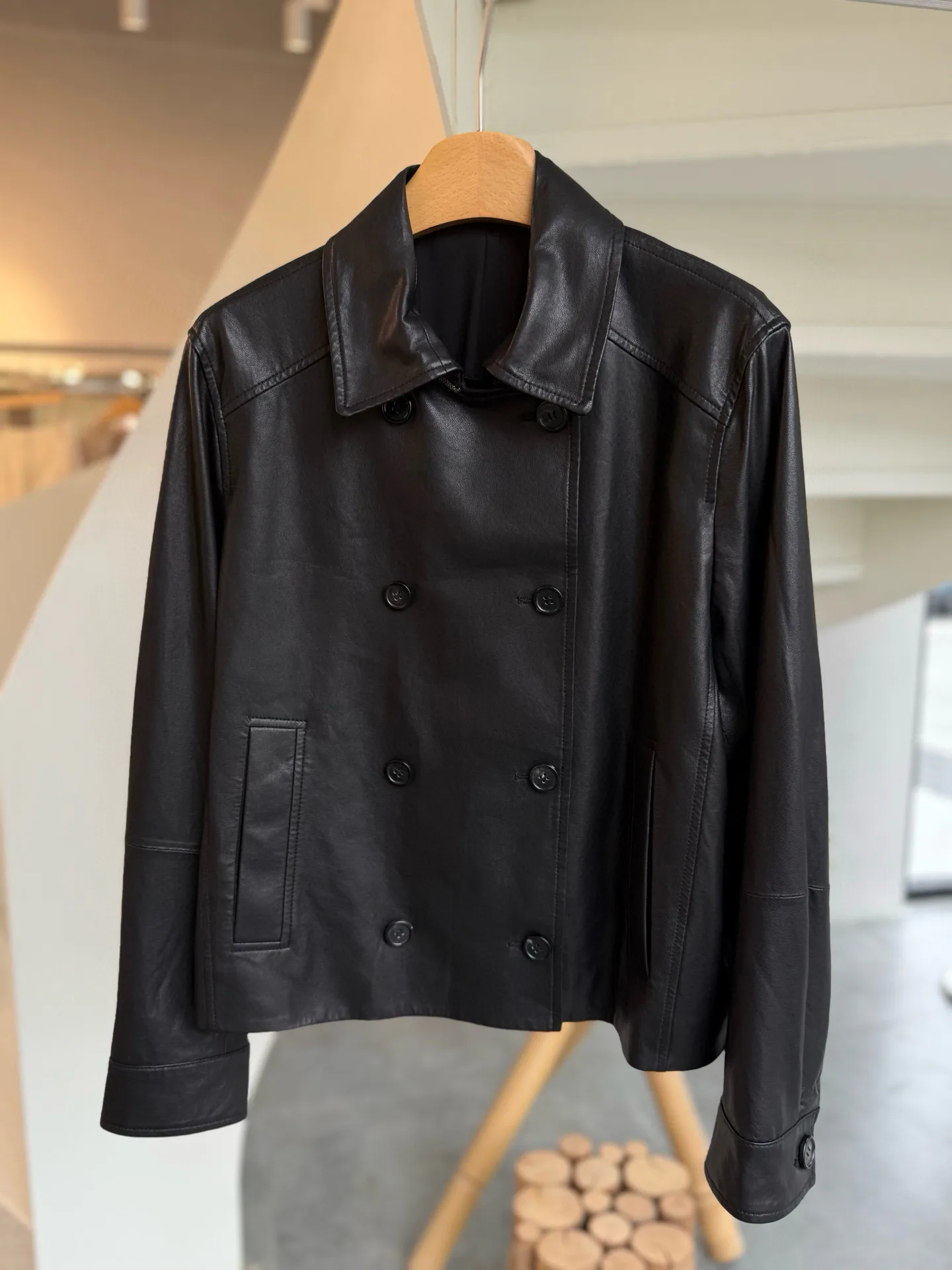 Кожаные Куртки И Дублёнки Женские Brunello Cucinelli 2190918