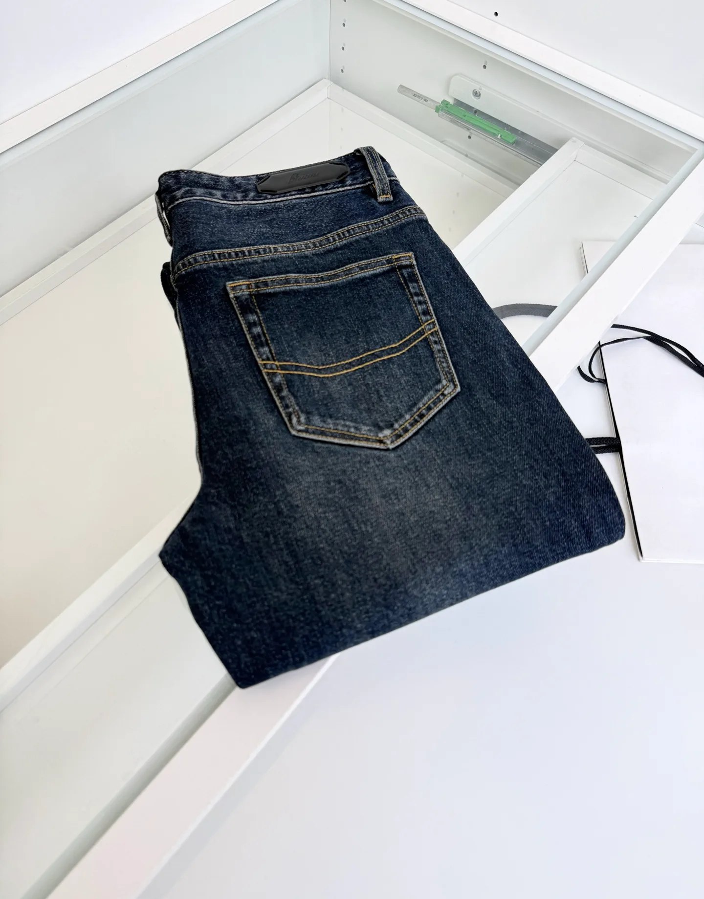 Джинсы Мужские Brioni 18244476
