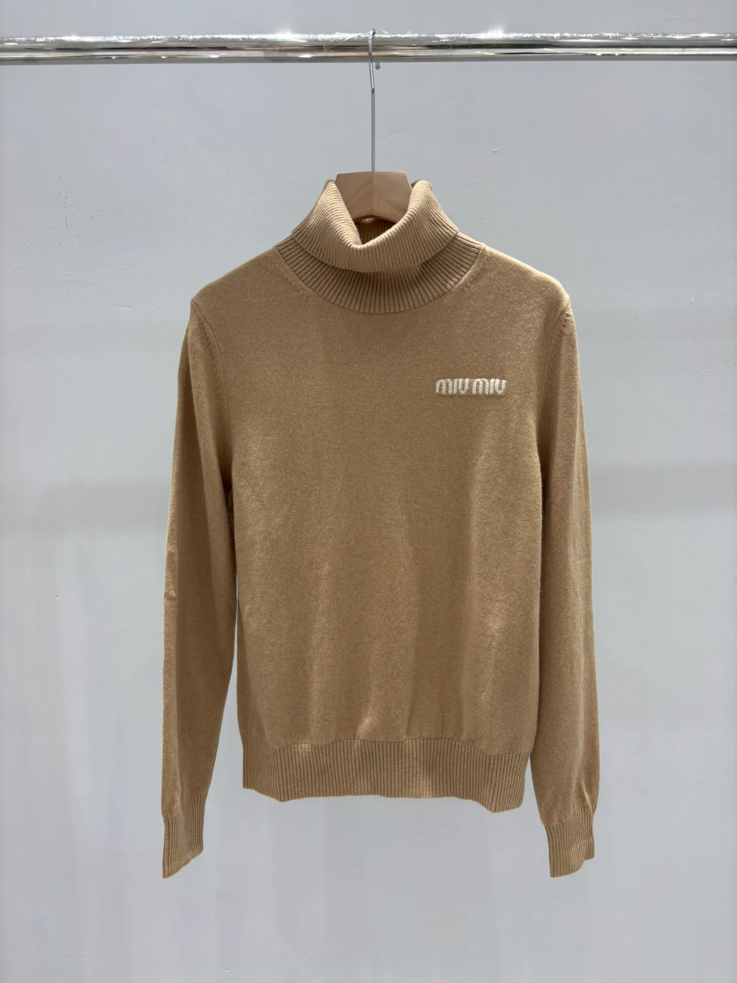 Джемперы Женские Miu Miu 134915