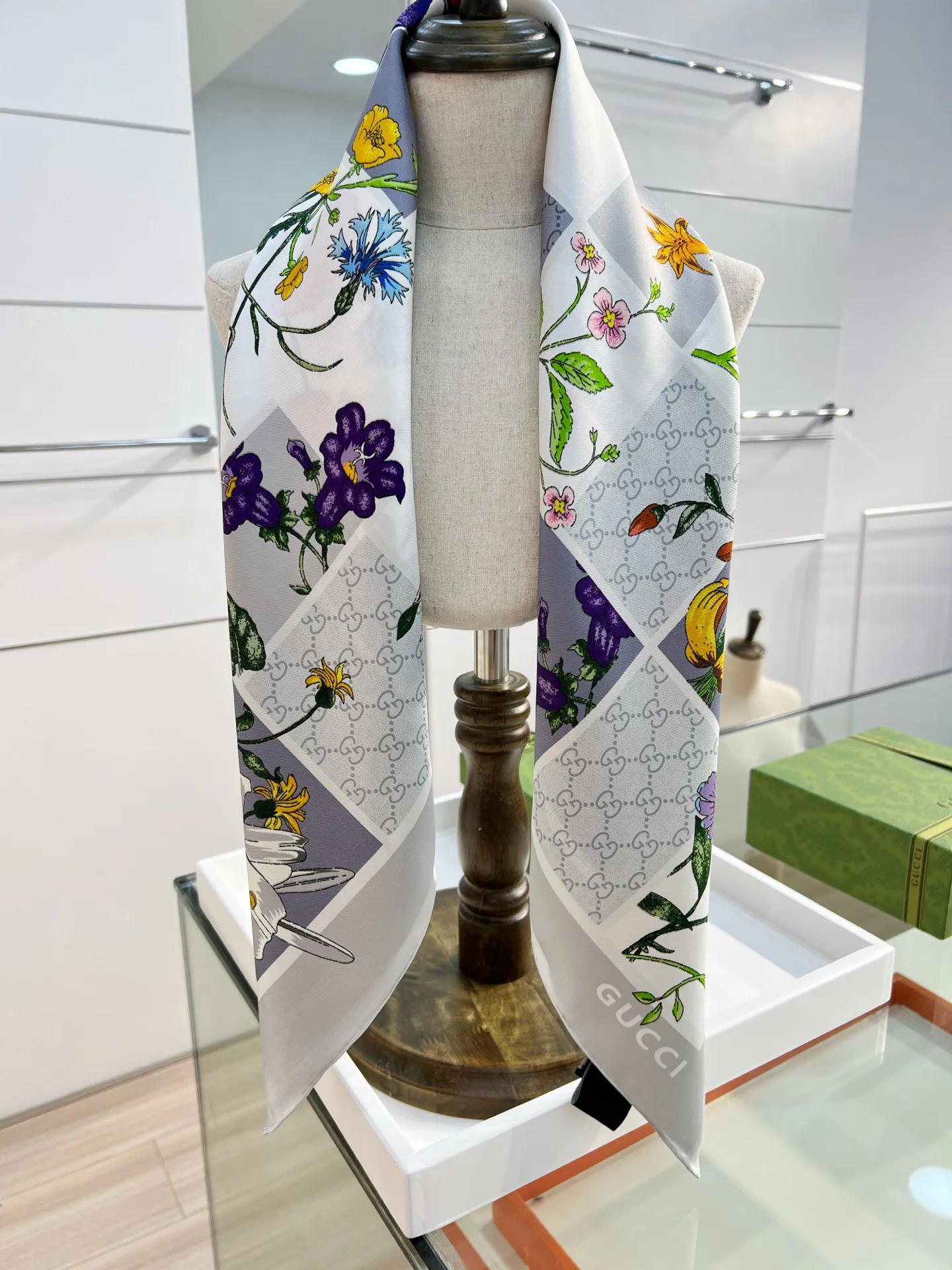 Платки Gucci 11256485