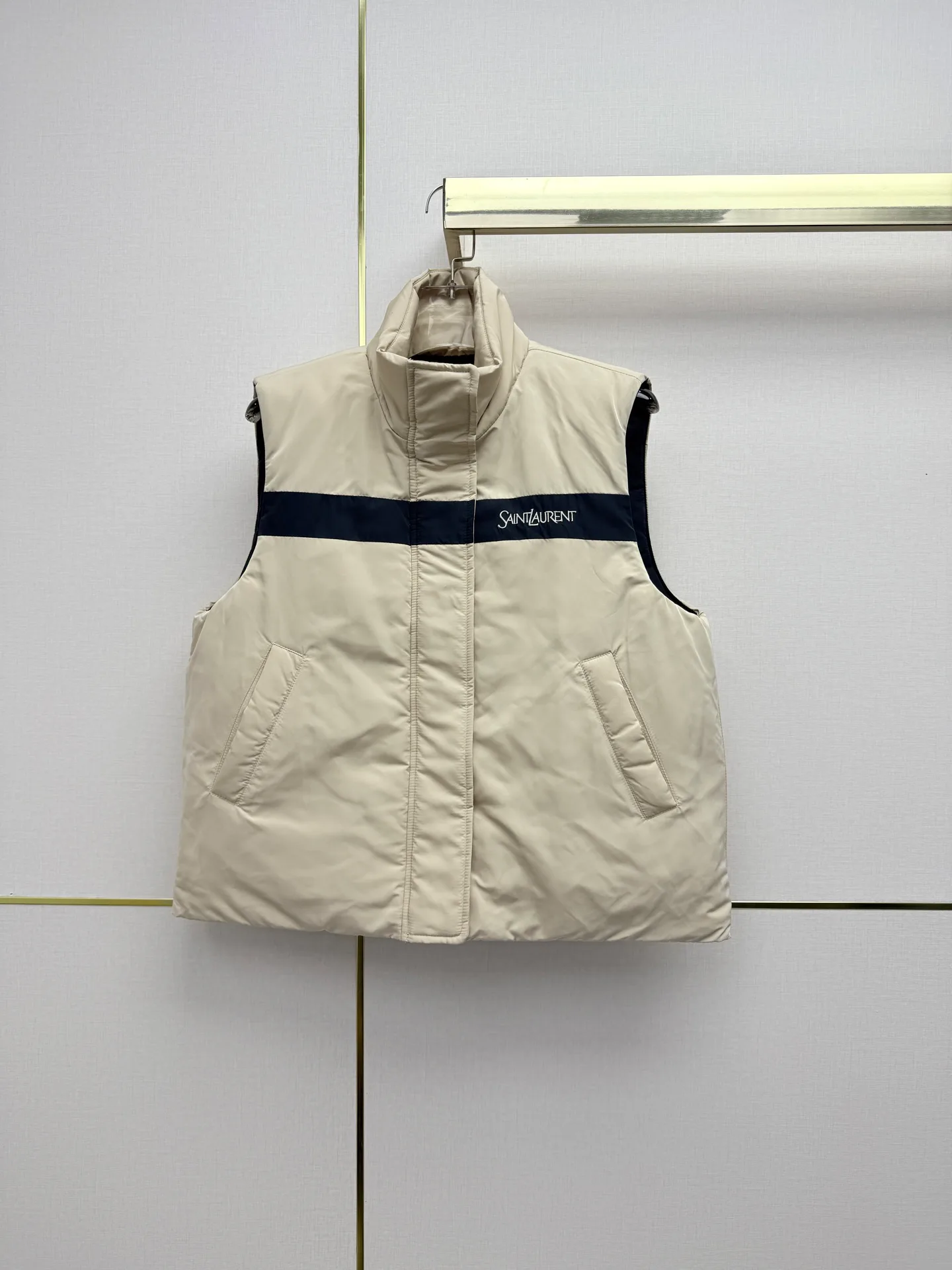 Жилеты Женские Saint Laurent 18721286