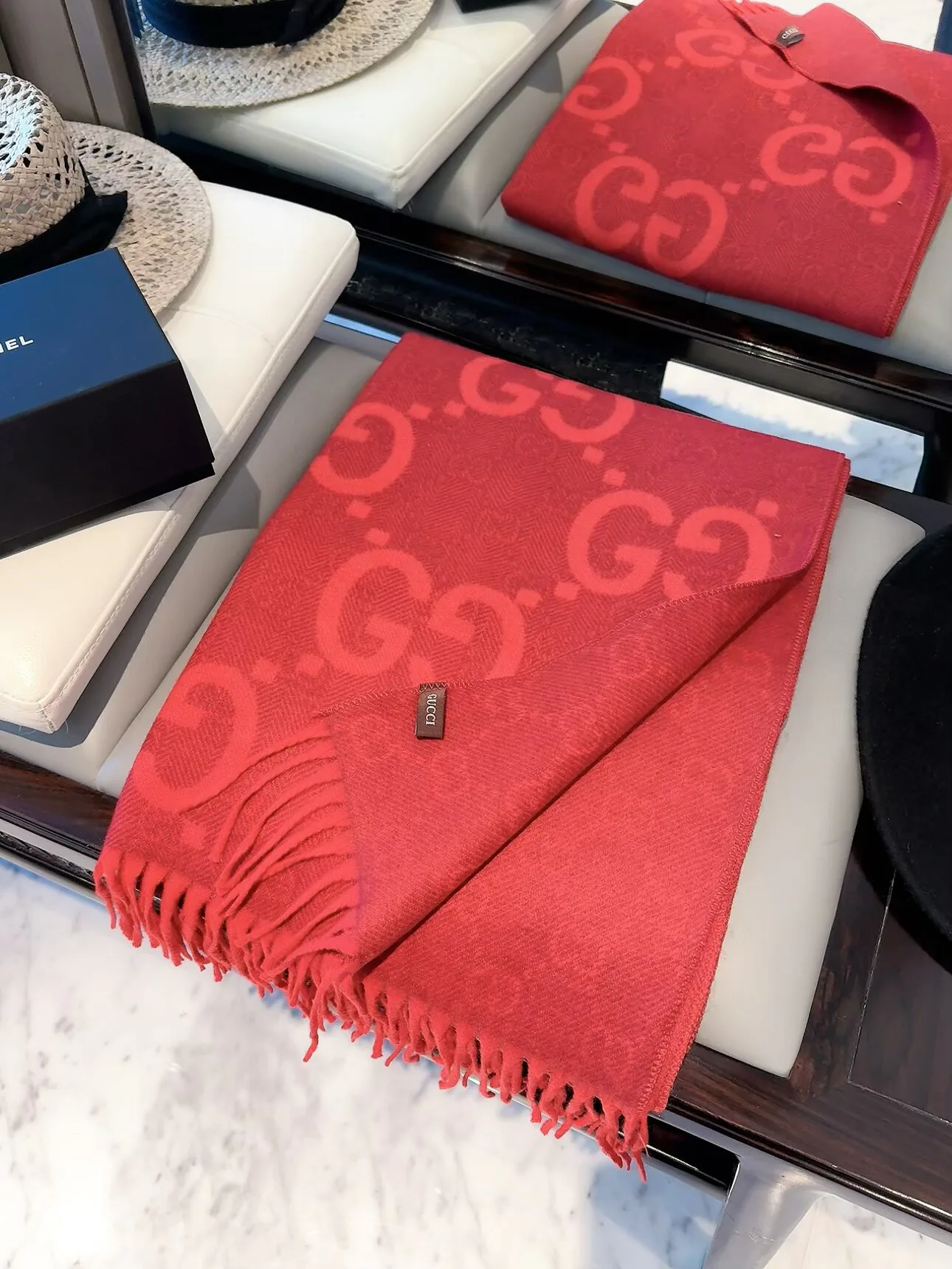 Шарфы Gucci 18222754