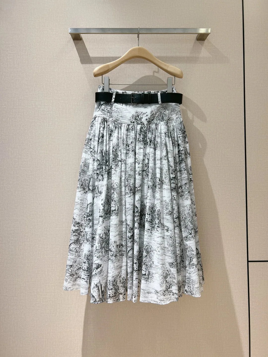 Юбки Женские Christian Dior 17290312