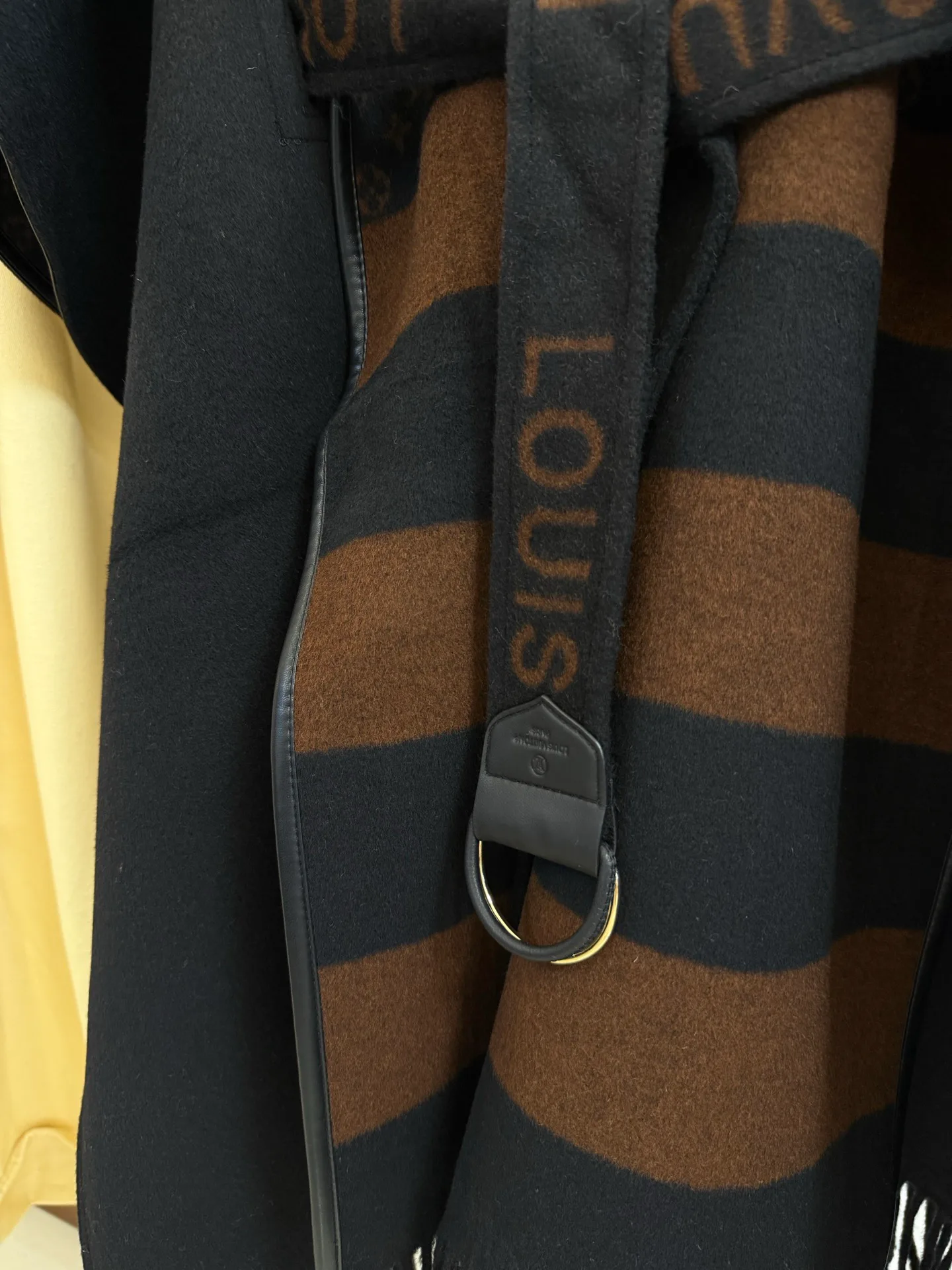 Пальто Женские Louis Vuitton 18601489