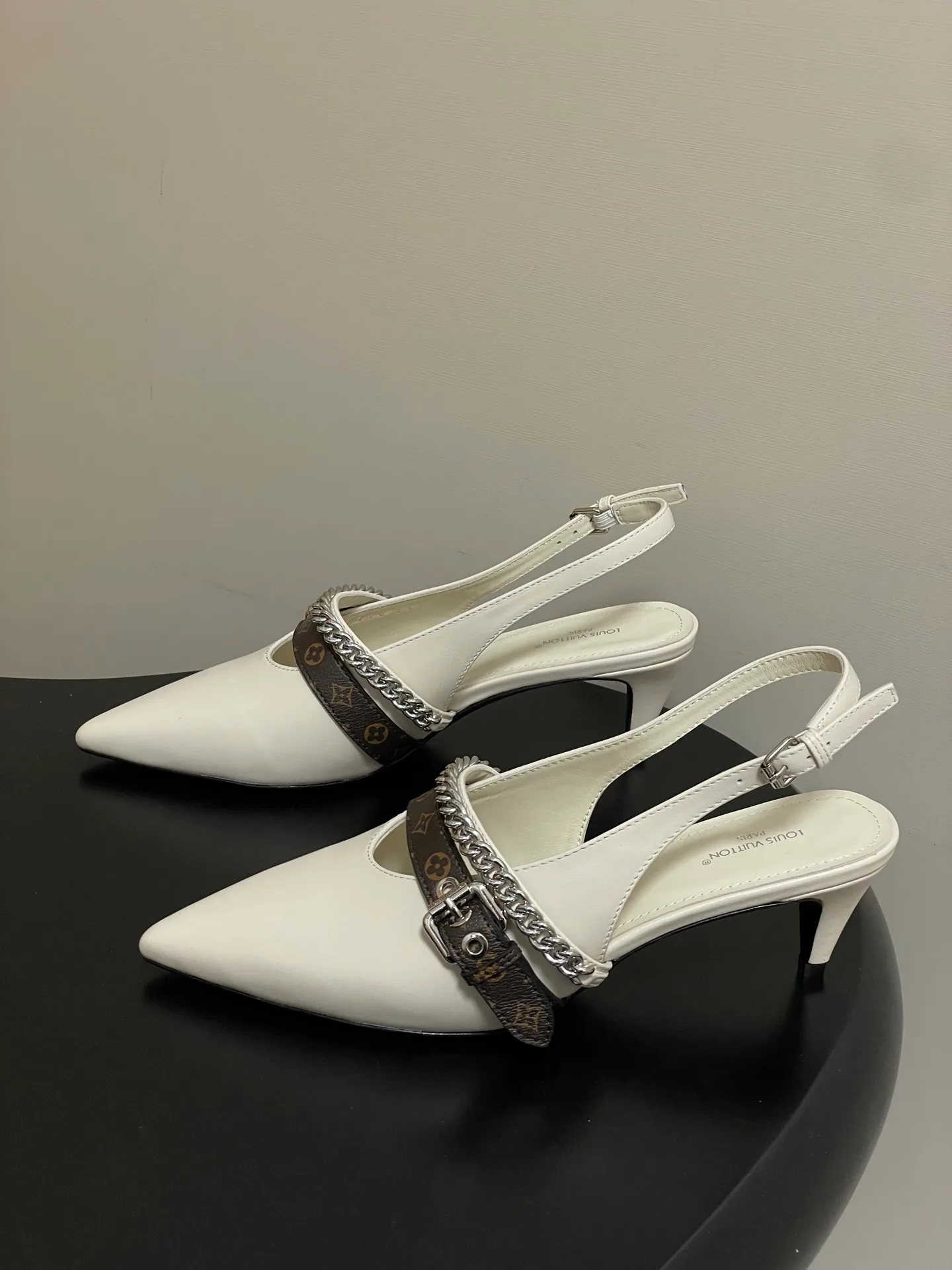 Туфли Женские Louis Vuitton 5017800
