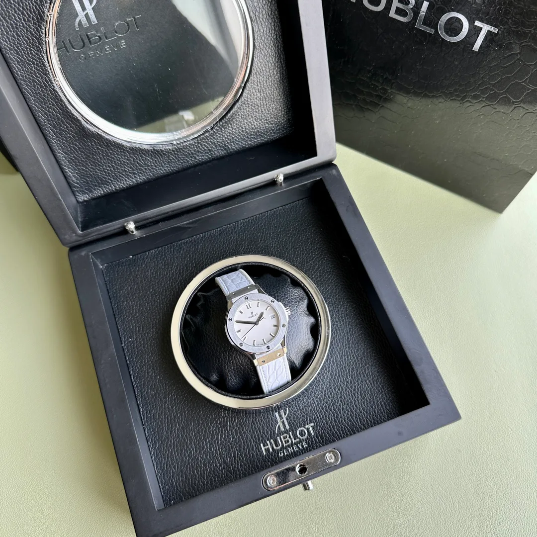 Часы Женские Hublot 17629712